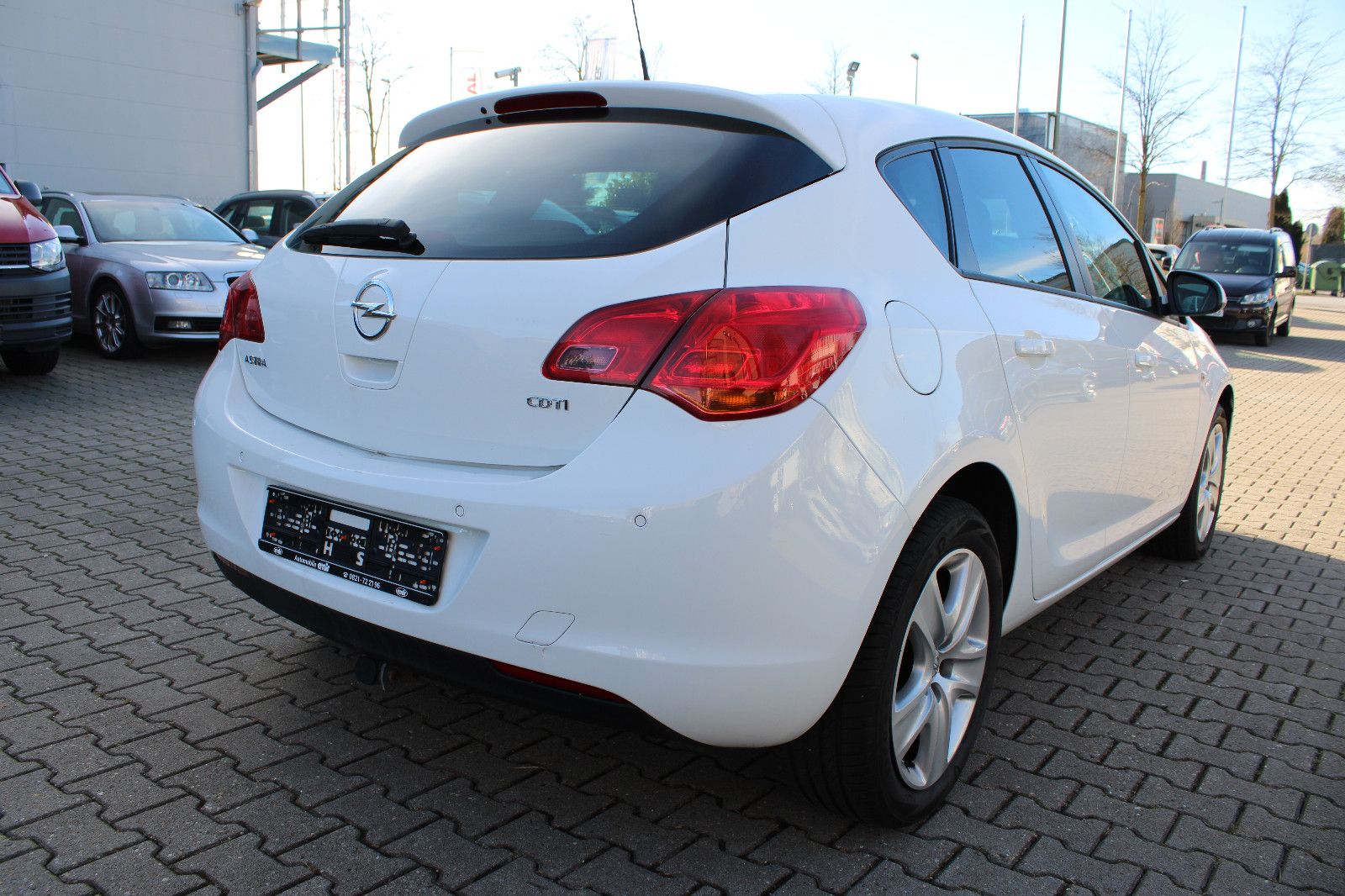 Fahrzeugabbildung Opel Astra 1.7 CDTI SHZ,AHK,PDC.