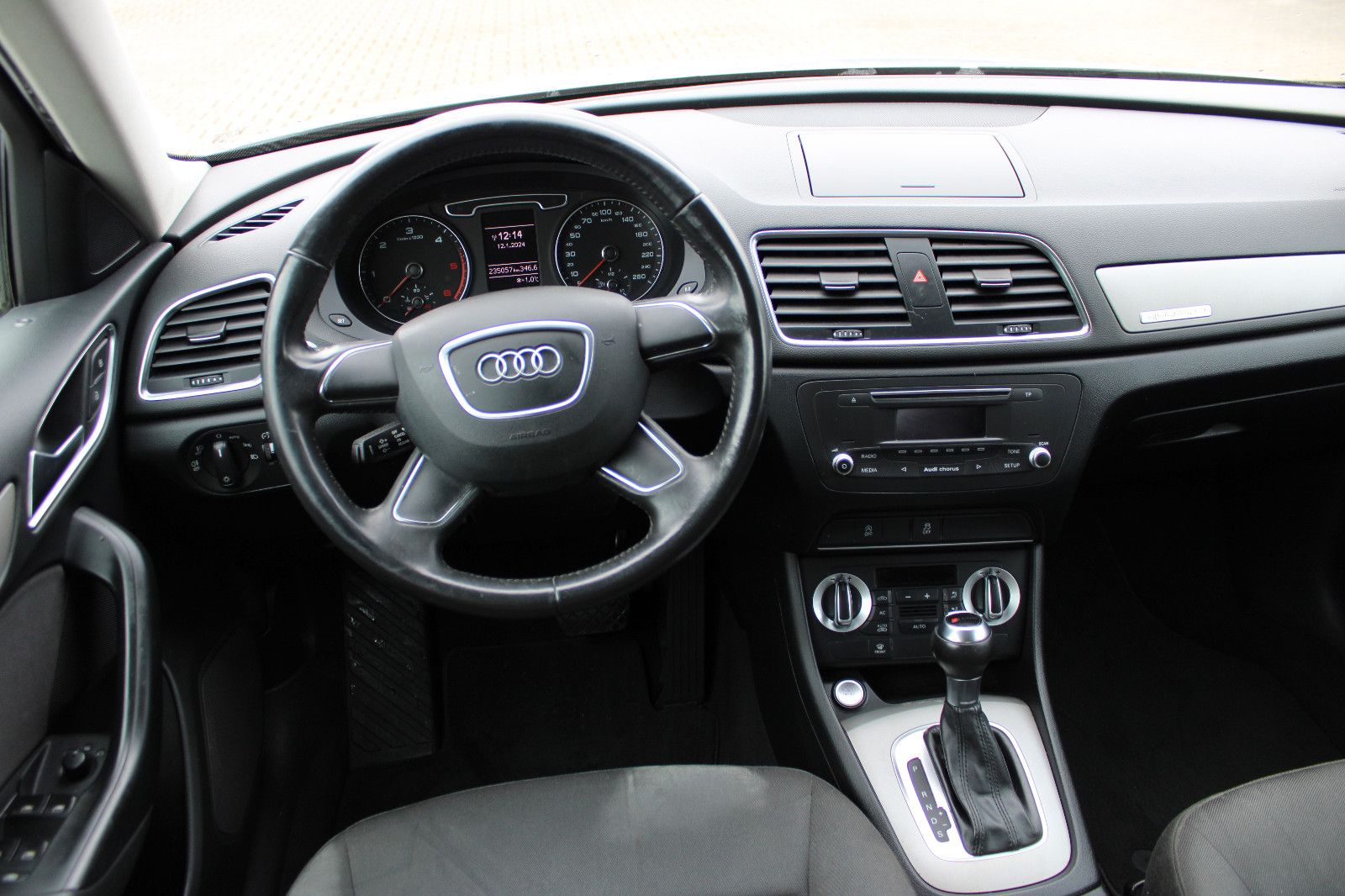 Fahrzeugabbildung Audi Q3 2.0 TDI S tronic quattro