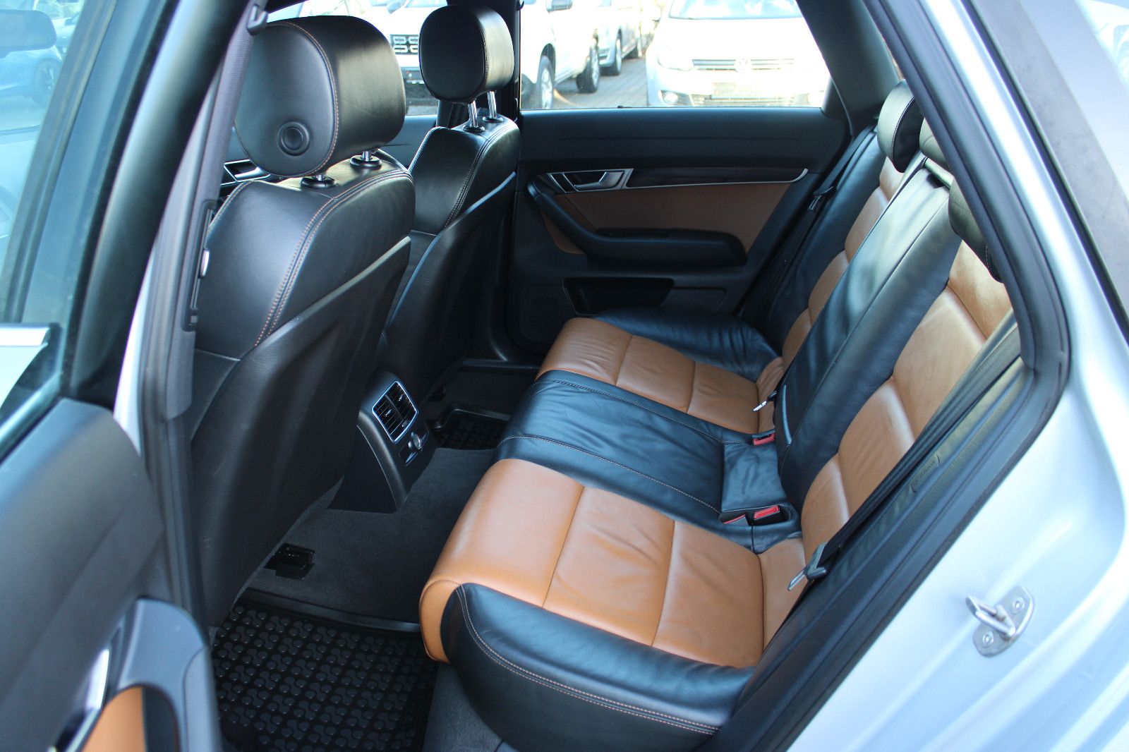 Fahrzeugabbildung Audi A6 3.0 TFSI tiptronic quattro Avant Navi,Leder,X