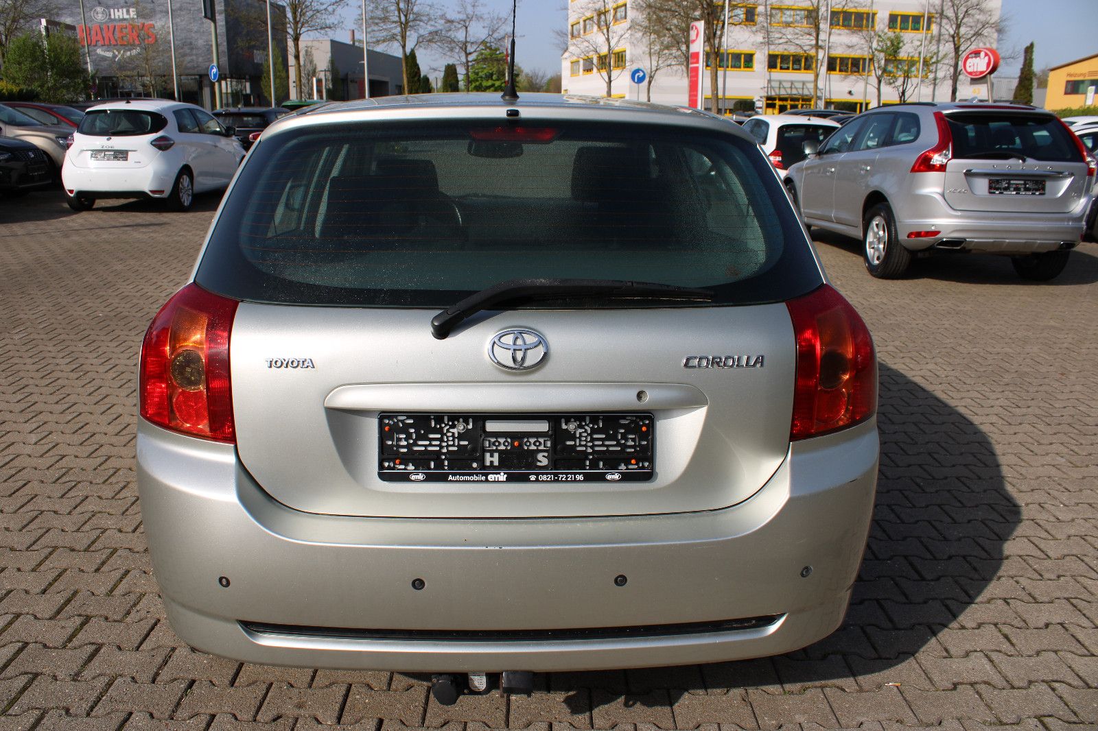 Fahrzeugabbildung Toyota Corolla 1.6 Klimaautom. AHK,PDC 1.Hand