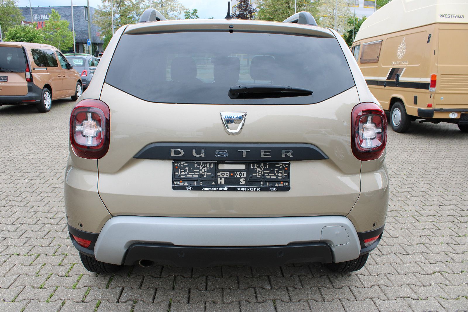 Fahrzeugabbildung Dacia Duster TCe  4WD Prestige PDC,Kamera,Navi,SHZ,LED