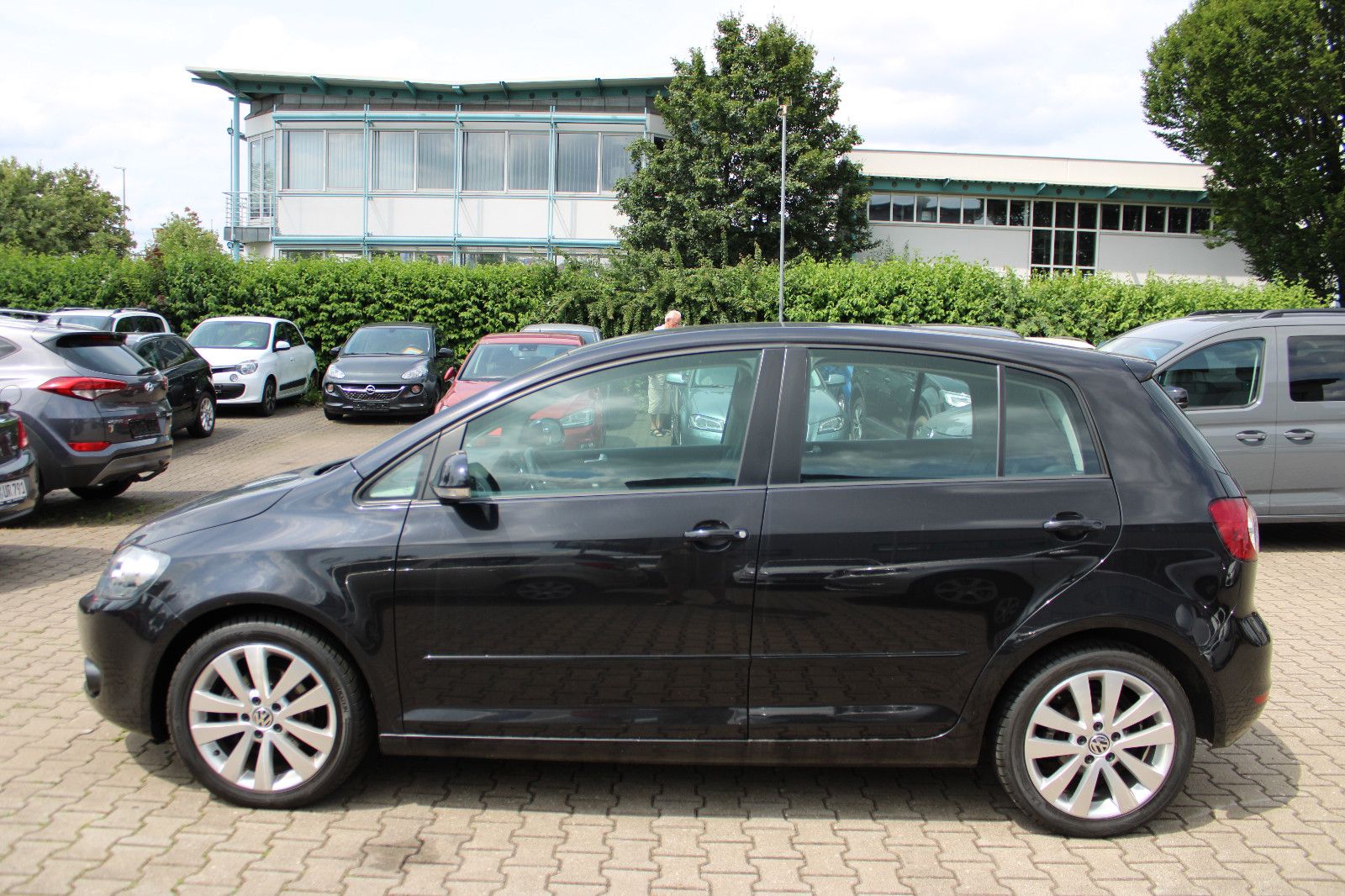 Fahrzeugabbildung Volkswagen Golf Plus 1.4 TSI PDC,AHK,SHZ 1.Hand