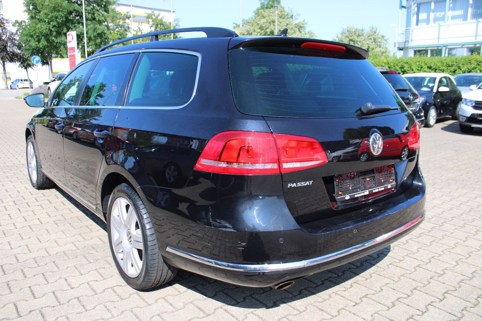 Fahrzeugabbildung Volkswagen Passat Variant 1.4 TSI Navi,PDC