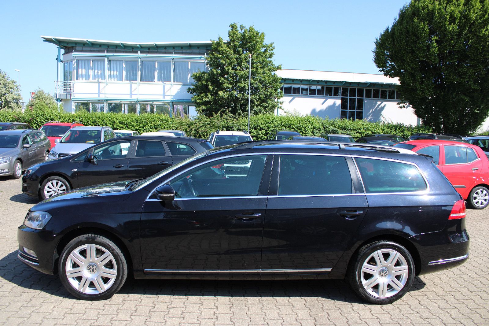 Fahrzeugabbildung Volkswagen Passat Variant 1.4 TSI Navi,PDC