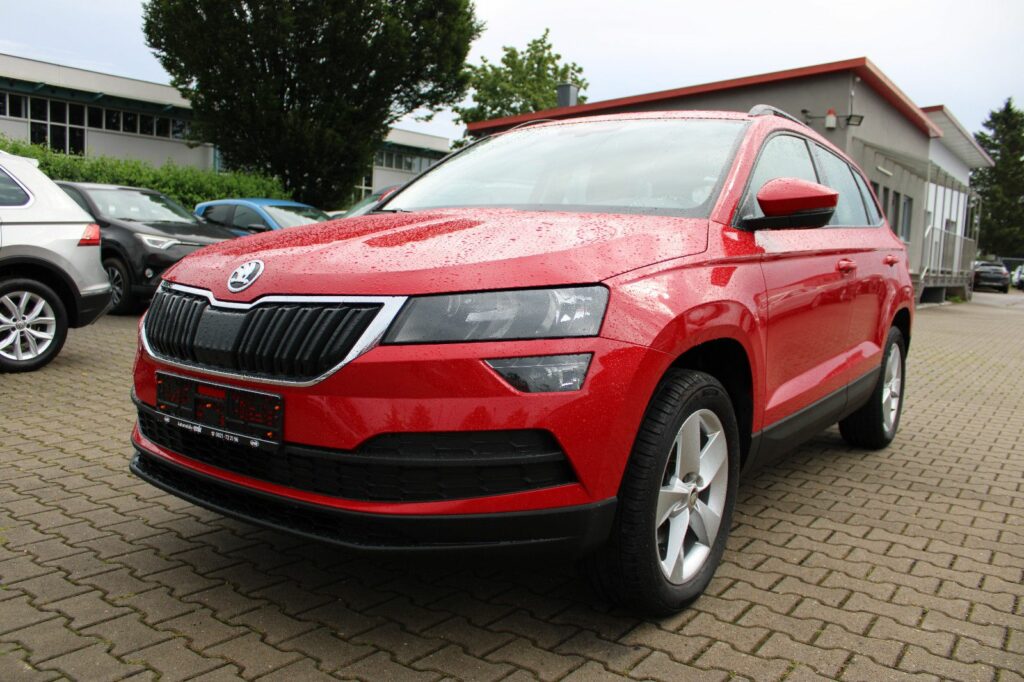 SKODA Karoq 1.0 TSI DSG PDC,SHZ,LED