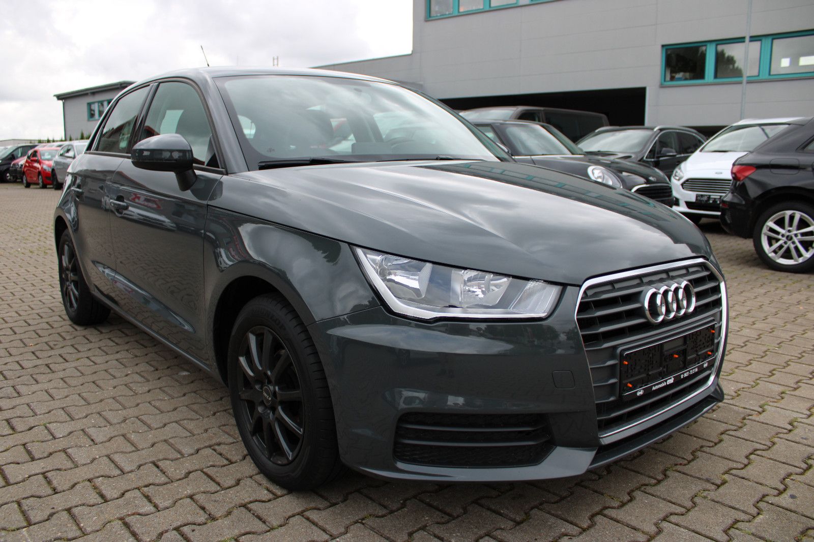 Fahrzeugabbildung Audi A1 1.0 TFSI Sportback Klima,PDC,SHZ