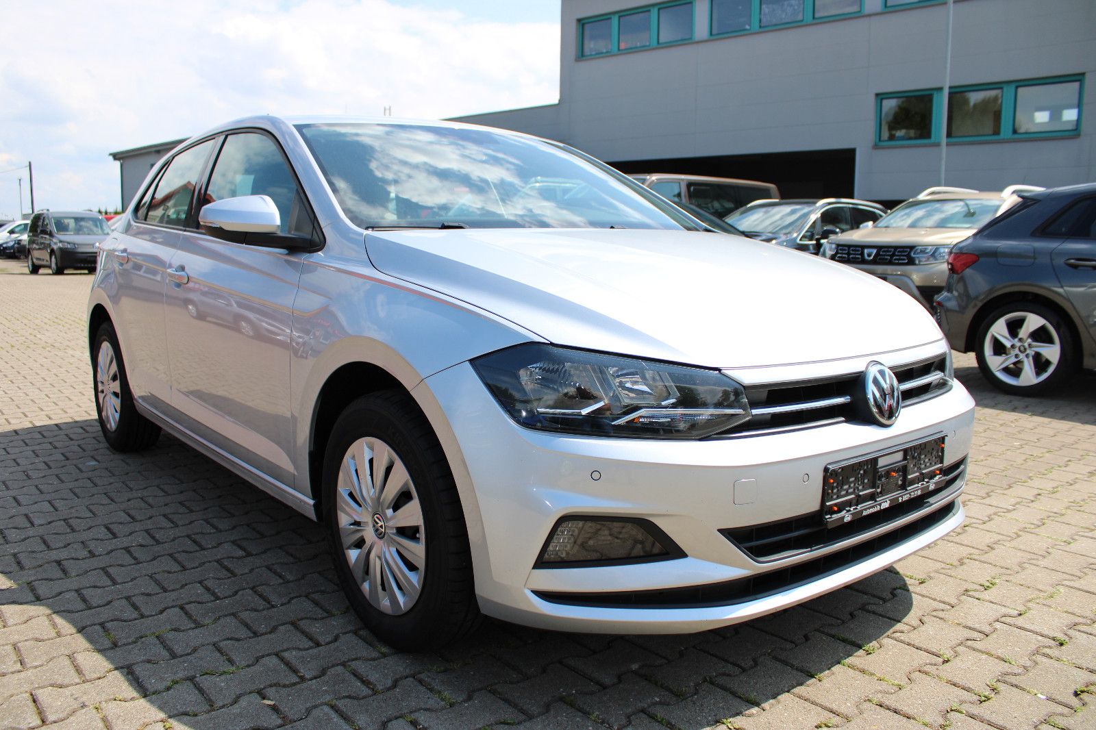 Fahrzeugabbildung Volkswagen Polo 1.0 TSI PDC,SHZ,LED 1.Hand