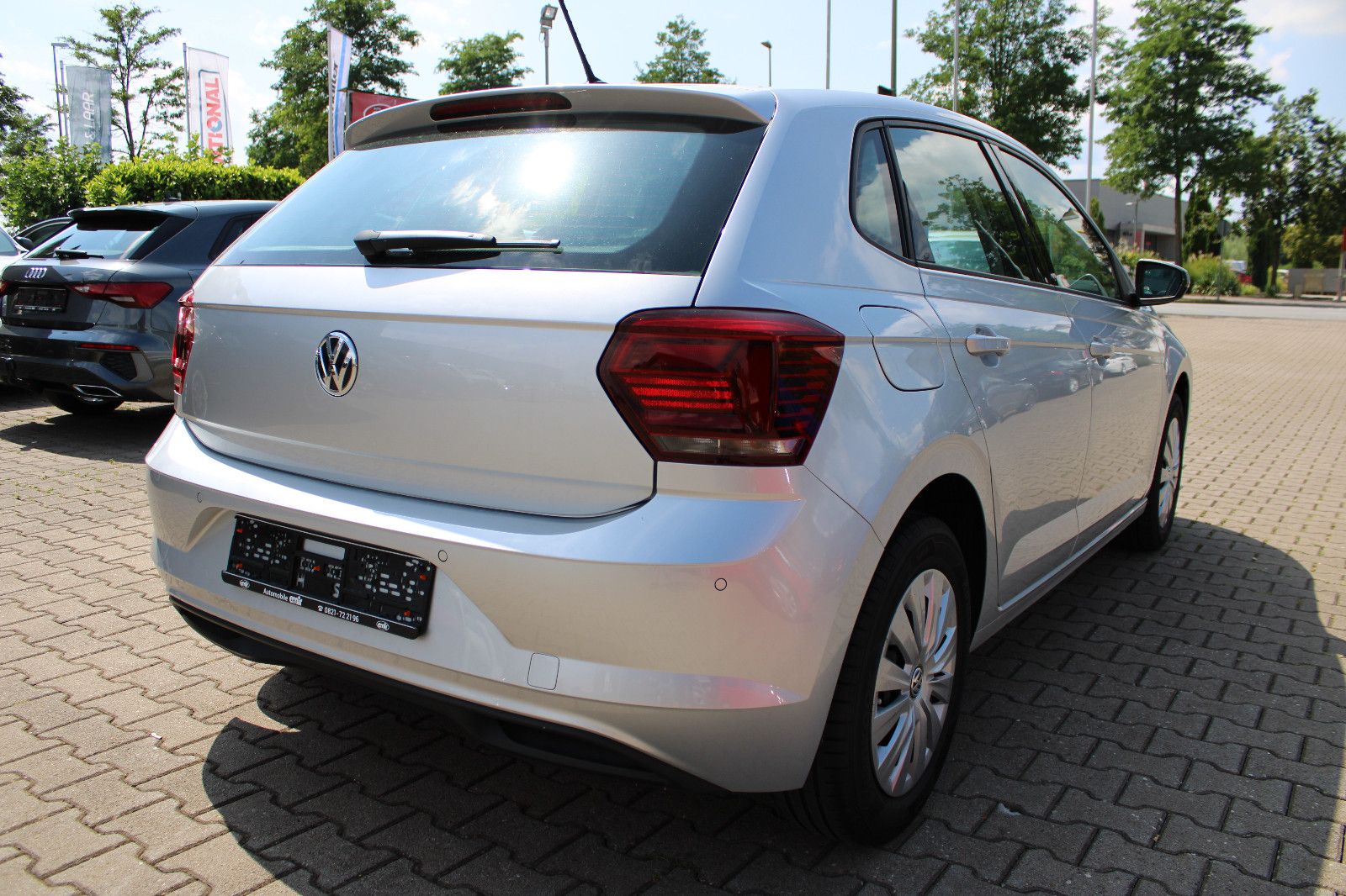 Fahrzeugabbildung Volkswagen Polo 1.0 TSI PDC,SHZ,LED 1.Hand