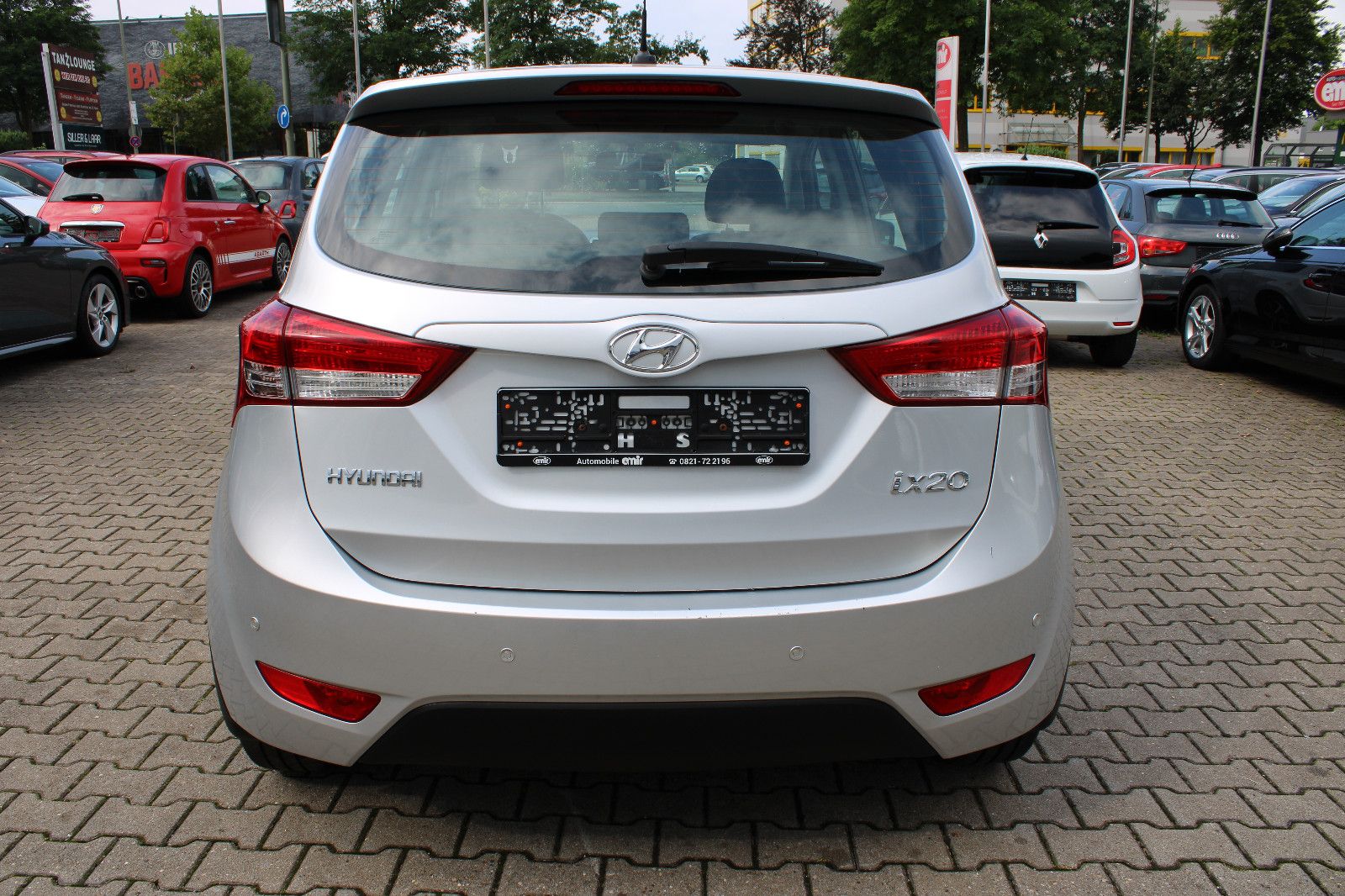 Fahrzeugabbildung Hyundai ix20 1.6 Automatik PDC,Klima