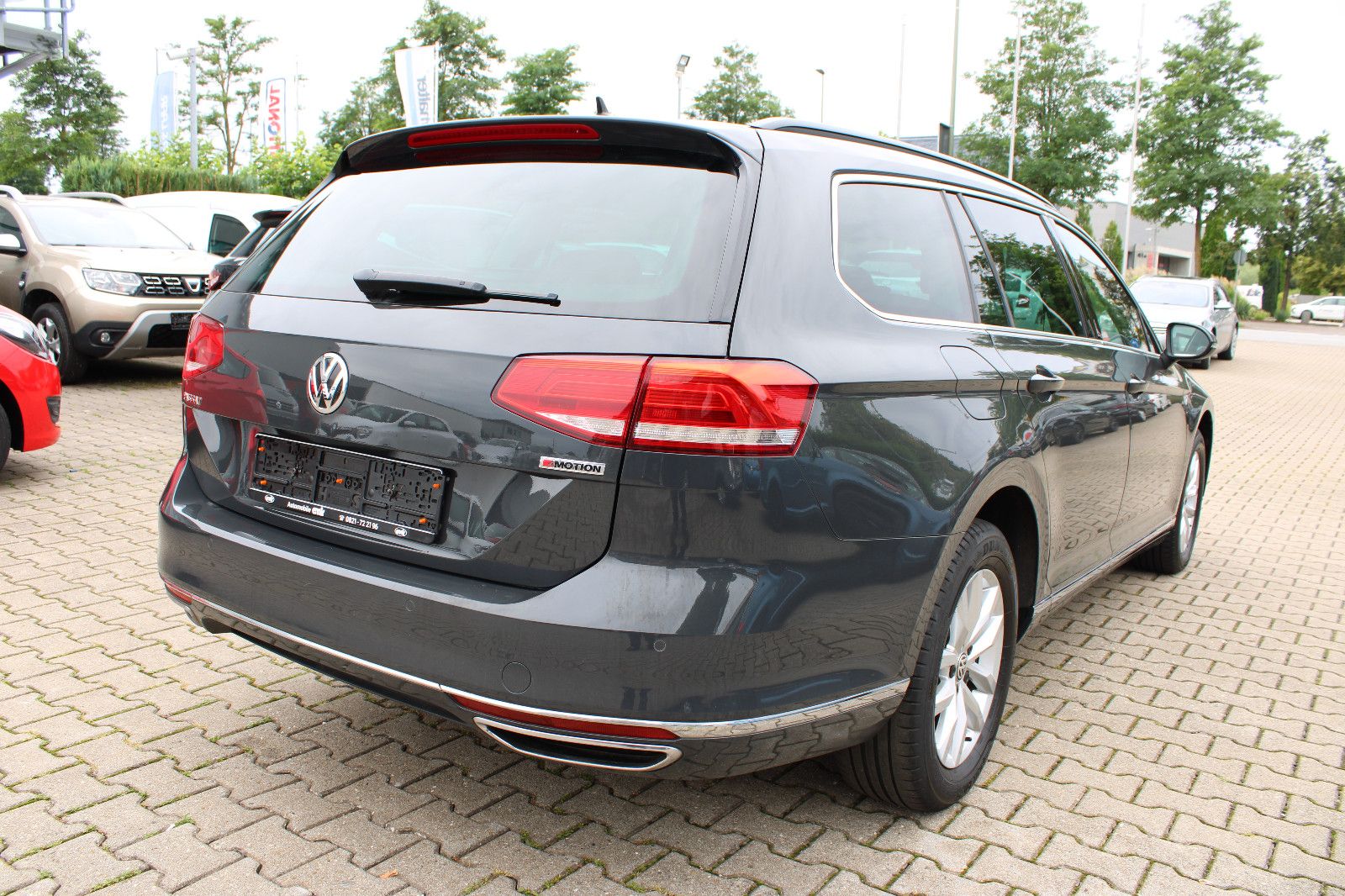 Fahrzeugabbildung Volkswagen Passat Variant 2.0 TDI SCR  DSG 4Motion