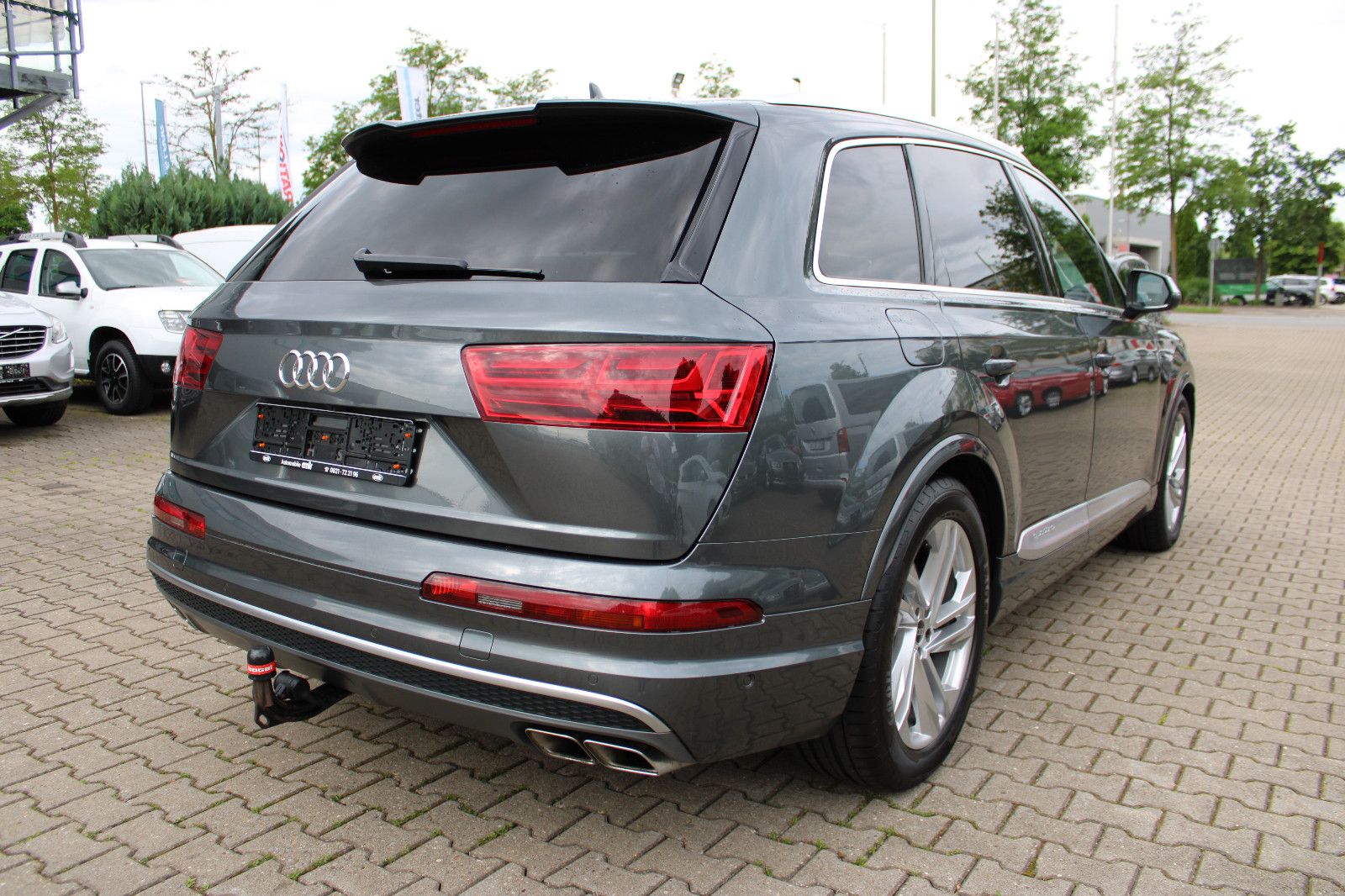 Fahrzeugabbildung Audi SQ7 4.0 TDI quattro Matrix,AHK,Head-Up,Navi,Soft