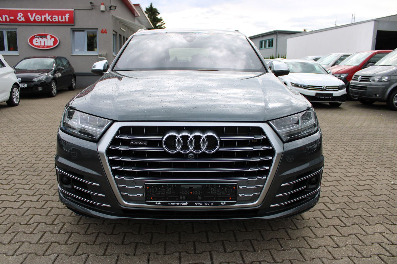 Fahrzeugabbildung Audi SQ7 4.0 TDI quattro Matrix,AHK,Head-Up,Navi,Soft