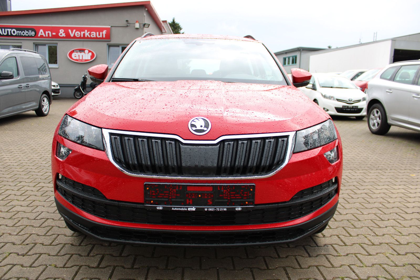 Fahrzeugabbildung SKODA Karoq 1.0 TSI DSG PDC,SHZ,LED