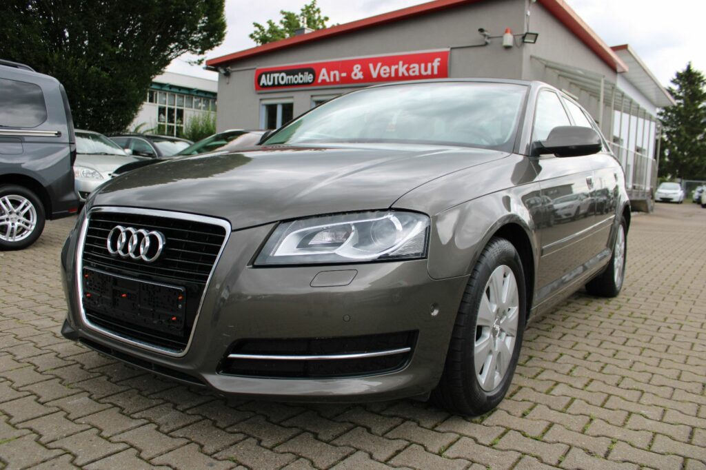 Audi A3 2.0 TDI S-tronic  Sportback Xenon,PDC