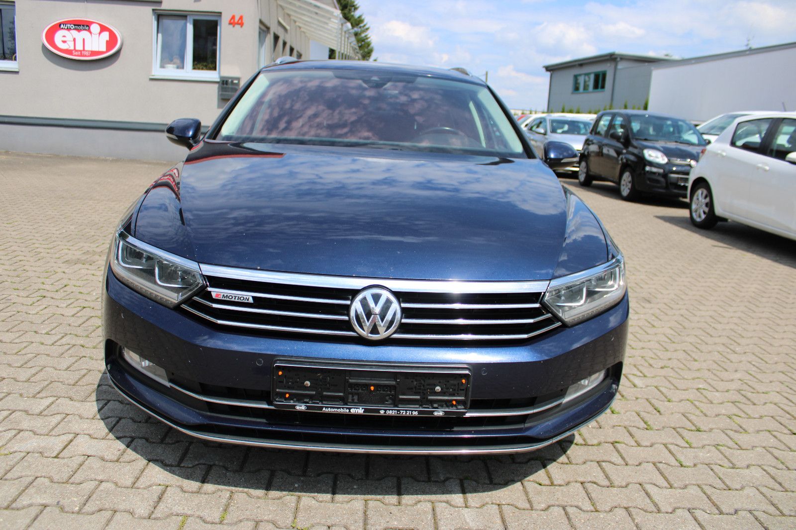 Fahrzeugabbildung Volkswagen Passat Variant 2.0 TDI SCR DSG 4M Highl.