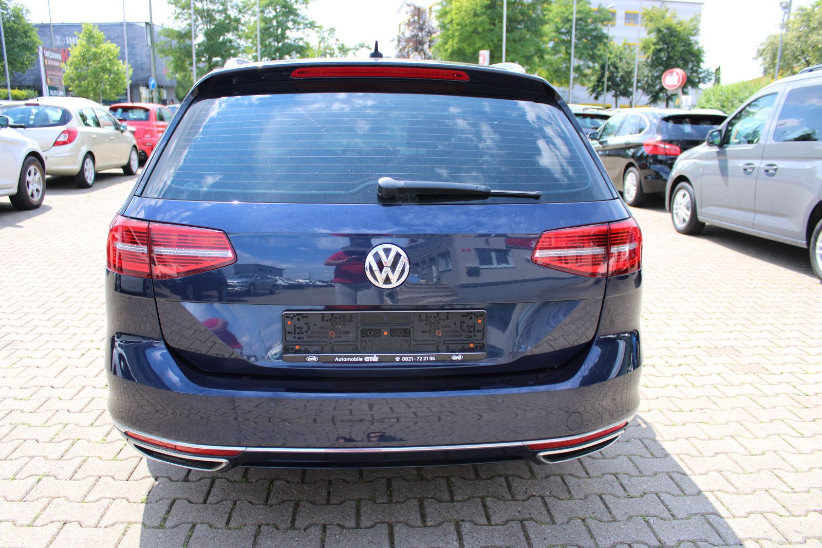 Fahrzeugabbildung Volkswagen Passat Variant 2.0 TDI SCR DSG 4M Highl.