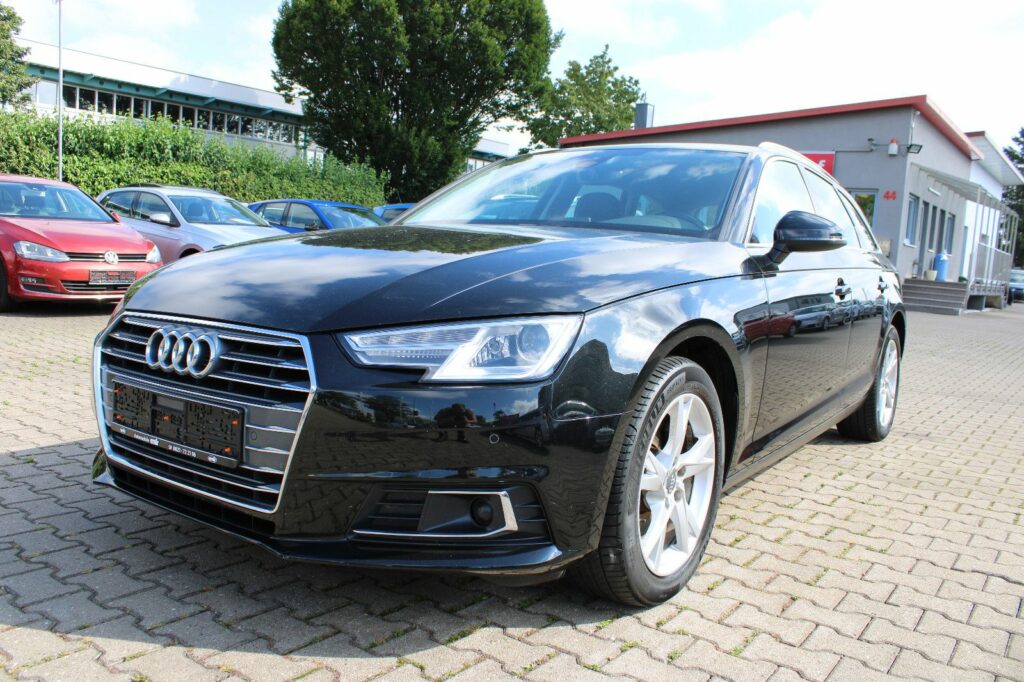 Audi A4 2.0 Avant TDI S tronic Kamera,PDC,AHK,Leder,