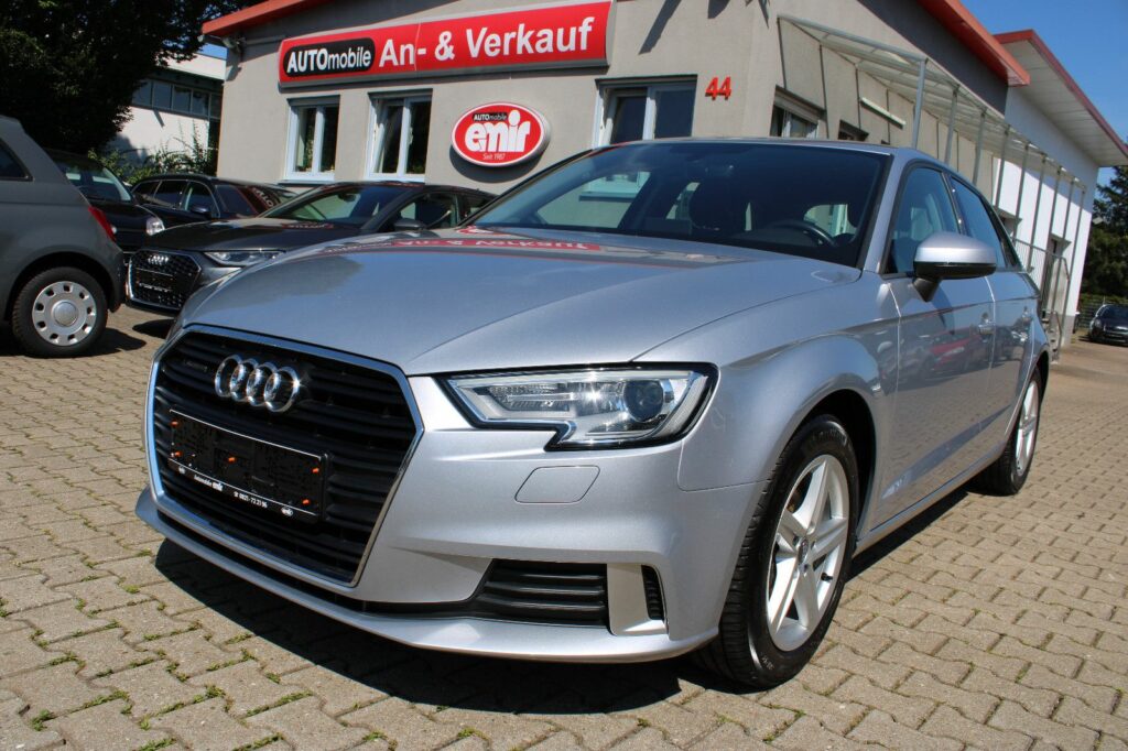 Audi A3 2.0 TDI quattro  Sportback Navi,AHK, 1.Hand