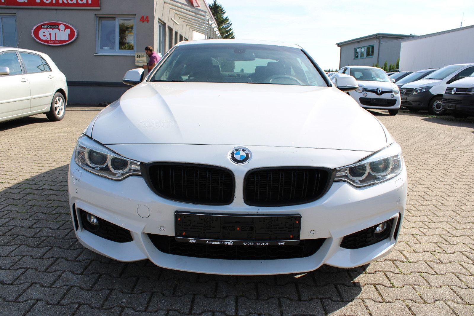 Fahrzeugabbildung BMW 420i xDrive Coupé M Sport Navi,PDC,Leder