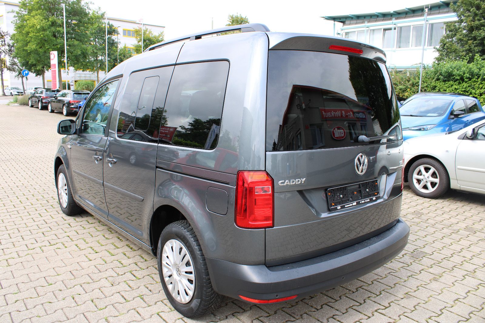 Fahrzeugabbildung Volkswagen Caddy 1,0TSI PDC,Klimaautom.,SHZ,ACC