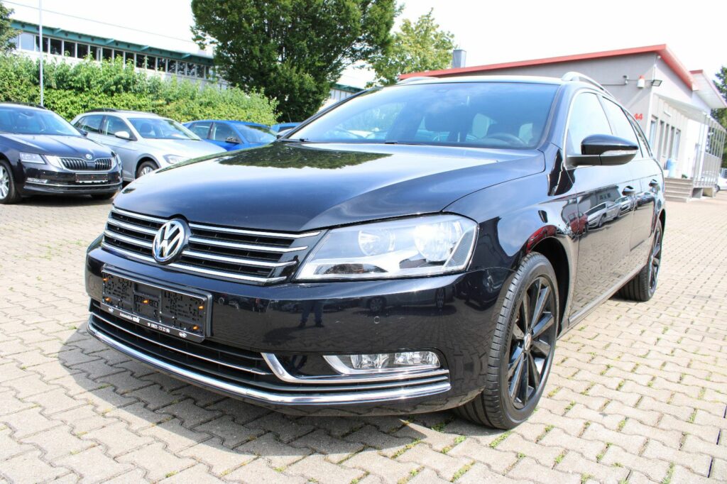 Volkswagen Passat Variant 2.0 TDI Kamera,AHK,PDC,Leder,SHZ