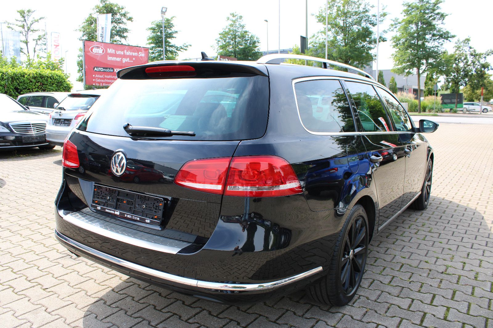 Fahrzeugabbildung Volkswagen Passat Variant 2.0 TDI Kamera,AHK,PDC,Leder,SHZ