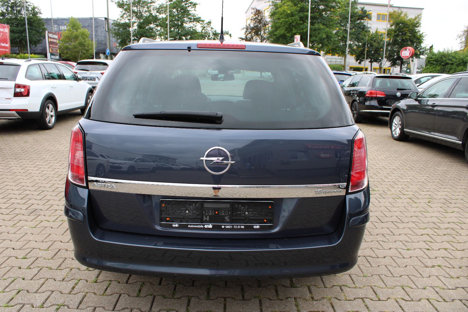 Fahrzeugabbildung Opel Astra Caravan 1.6 Klimaautom., Leder