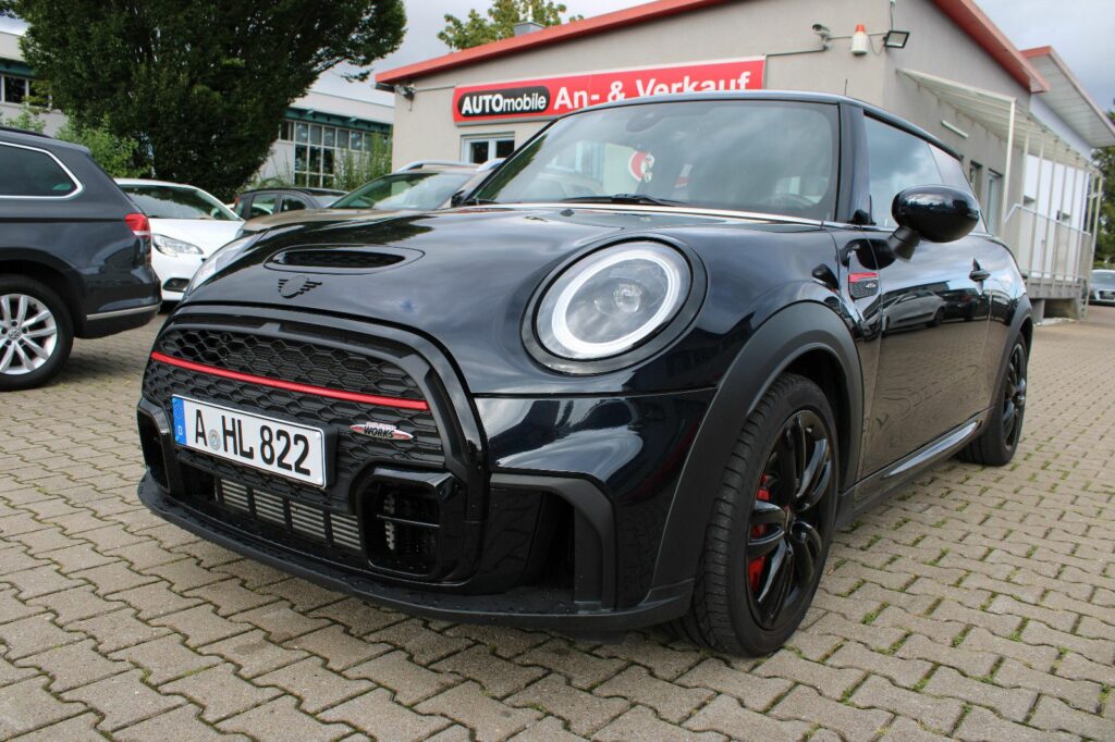 MINI John Cooper Works Navi,PDC,LED,SHZ Garantie 2028