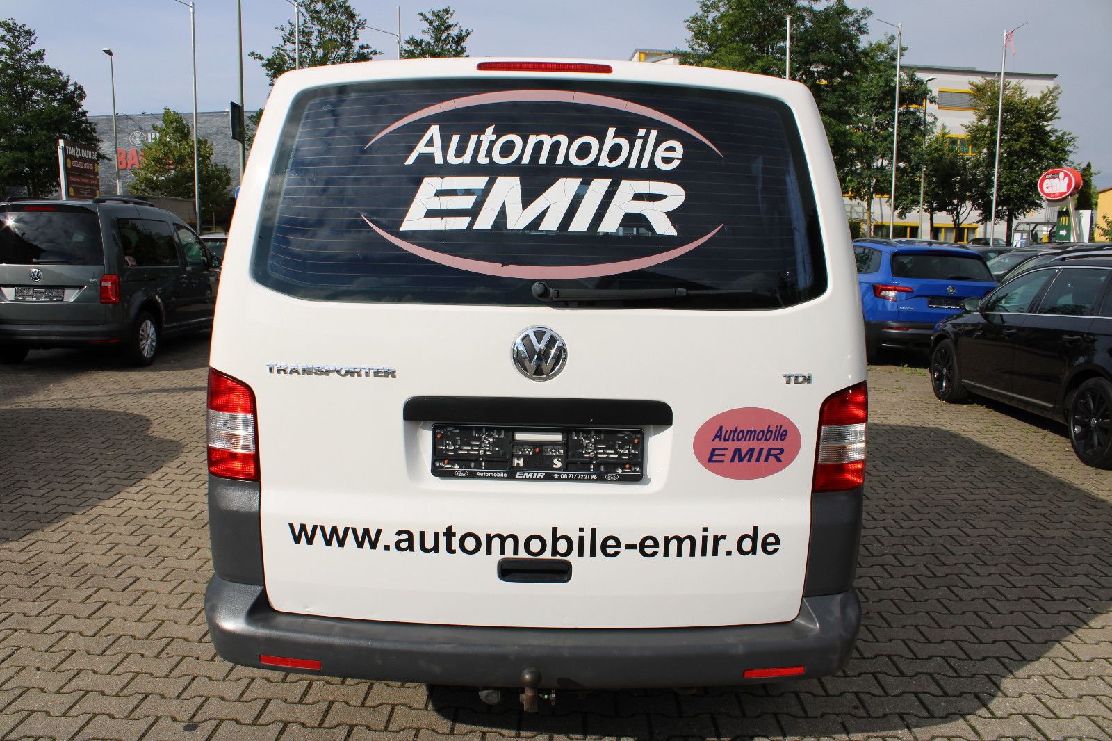 Fahrzeugabbildung Volkswagen T5 2.0TDI 8.Sitzer Klima,AHK 1.Hand