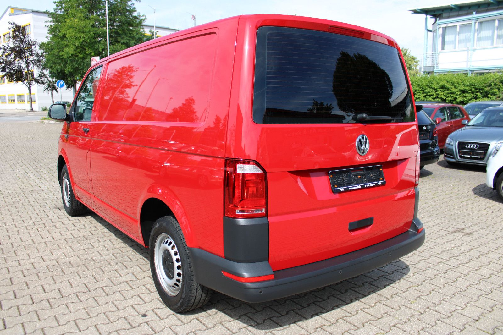 Fahrzeugabbildung Volkswagen T6 Kasten 2.0TDI PDC,SHZ,MFL