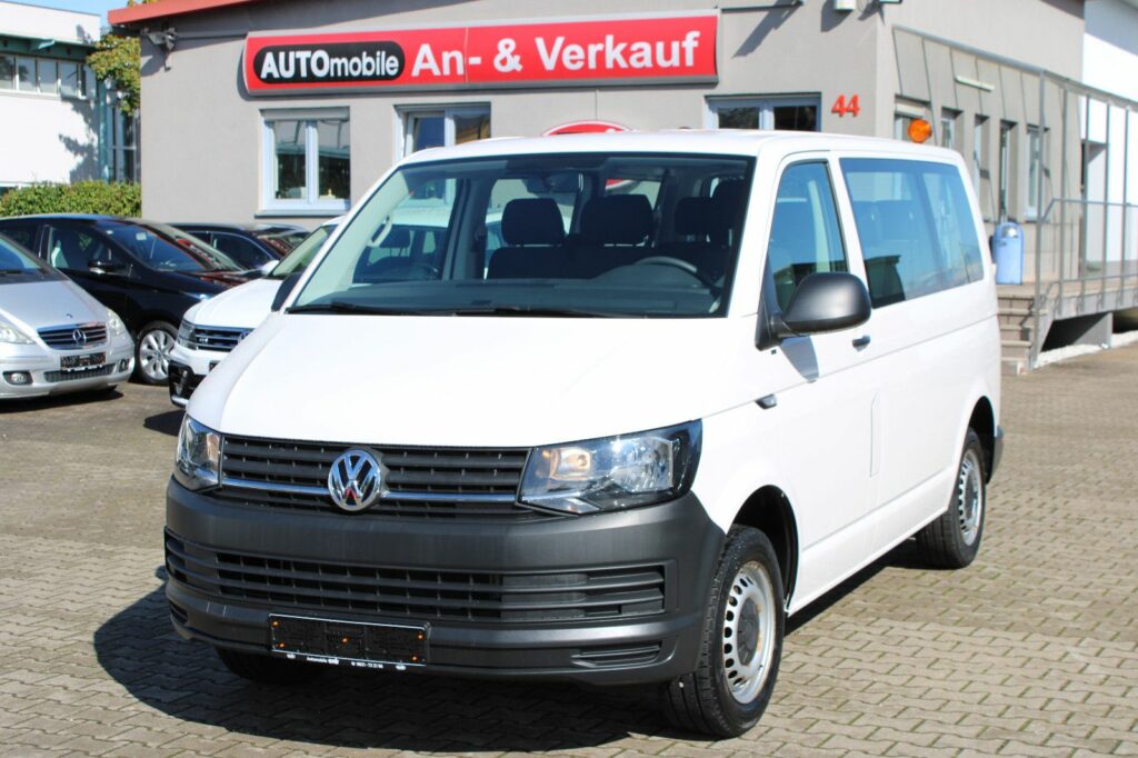 Volkswagen T6 Kombi  9 Sitzer