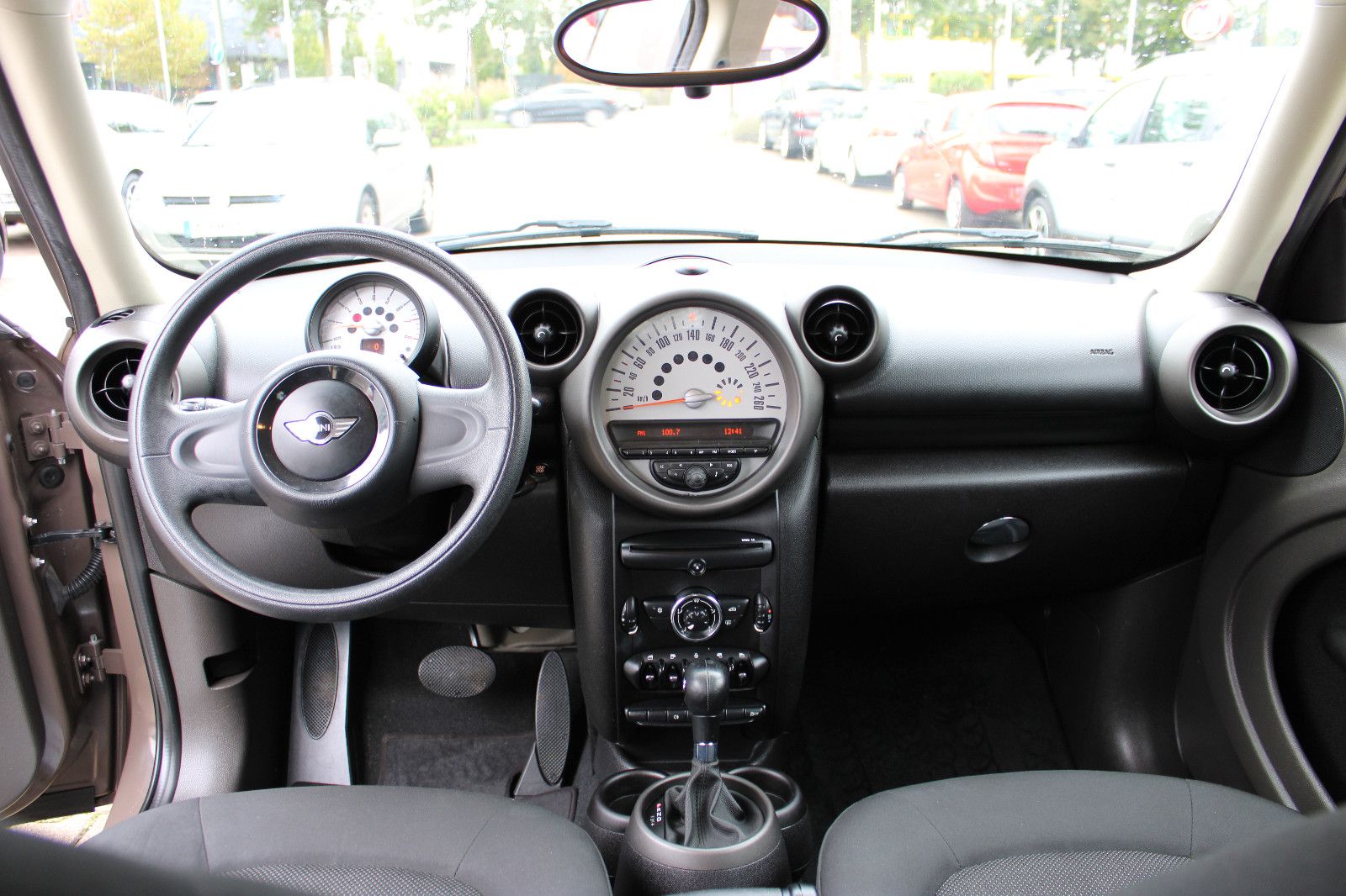 Fahrzeugabbildung MINI COOPER Countryman Cooper