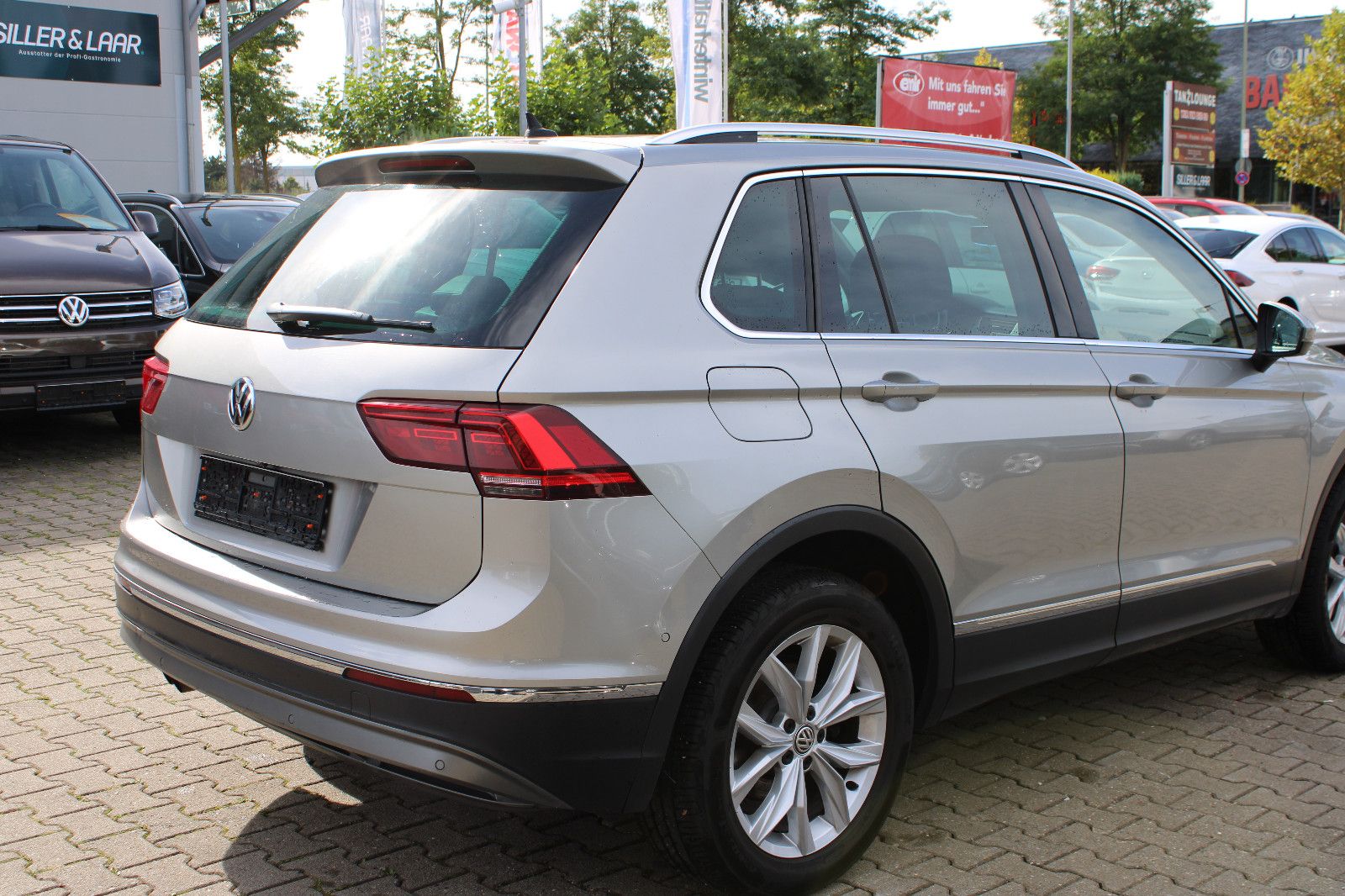 Fahrzeugabbildung Volkswagen Tiguan Highline DSG 4Motion