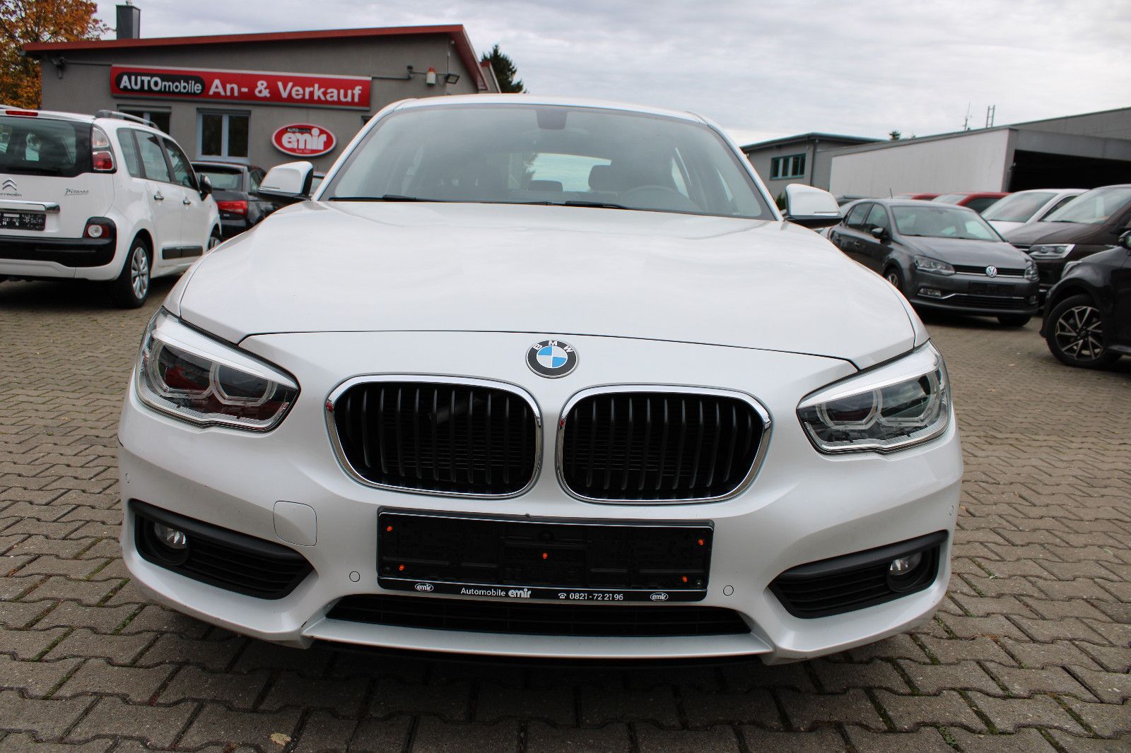 Fahrzeugabbildung BMW 118d xDrive PDC,LED,SHZ