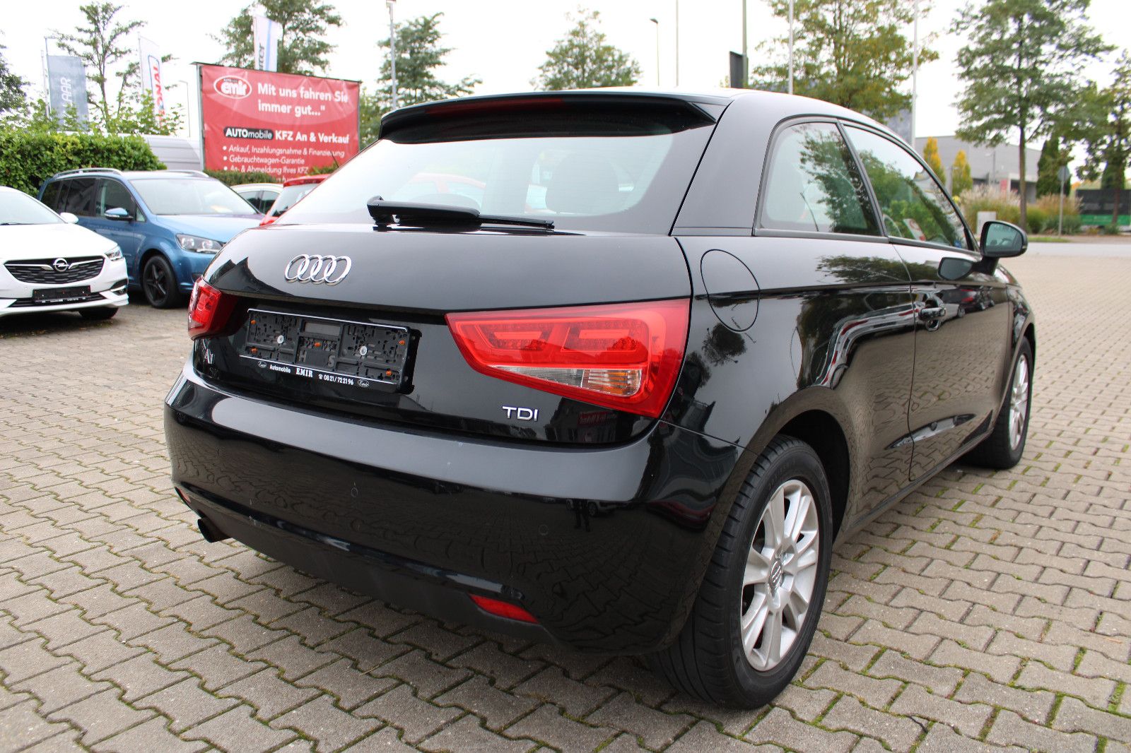 Fahrzeugabbildung Audi A1 1.6 TDI PDC,Xenon,Navi,LED