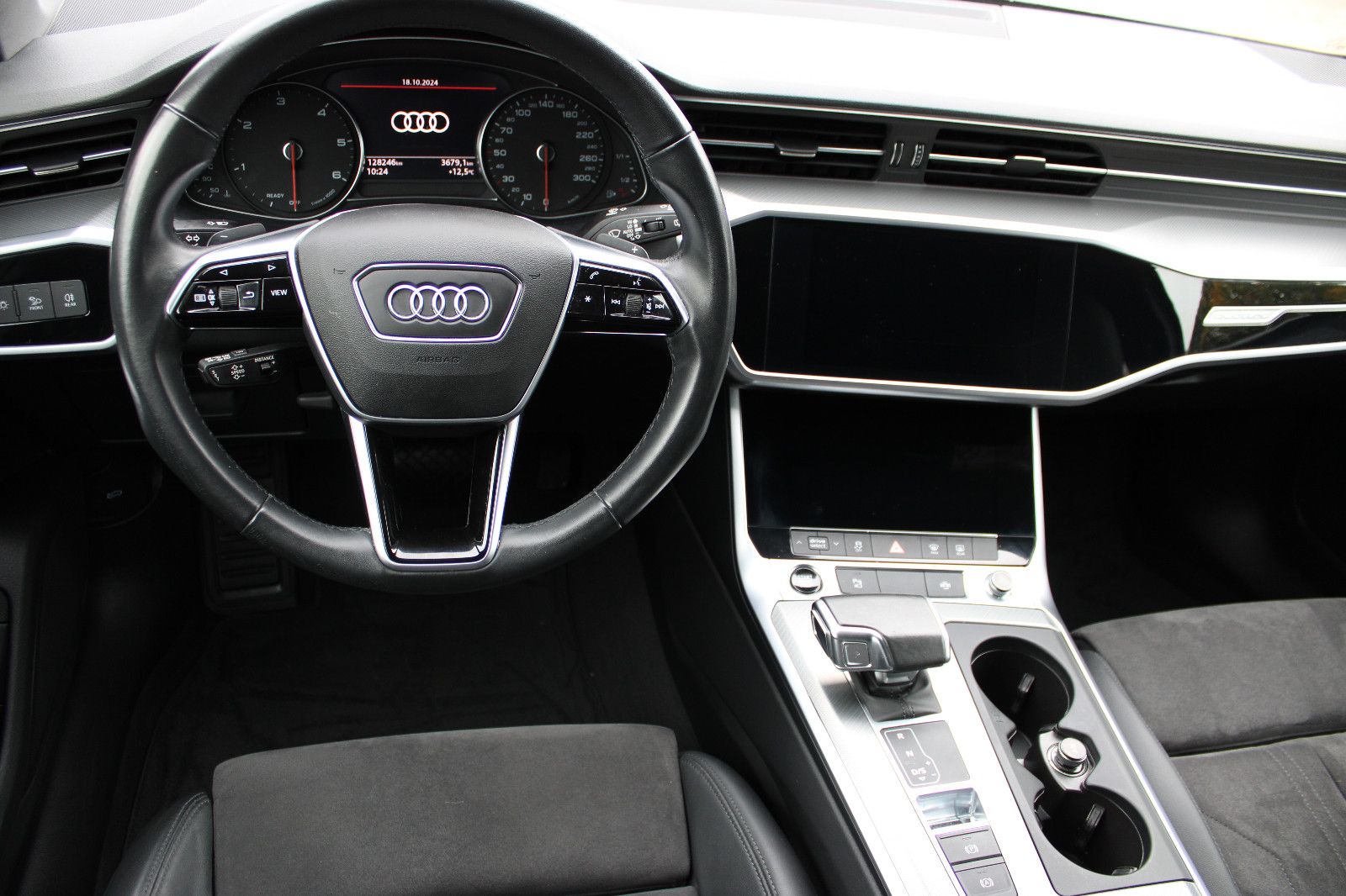 Fahrzeugabbildung Audi A6 45 TDI quattro S line Matrix,Kamera,Navi,Appl