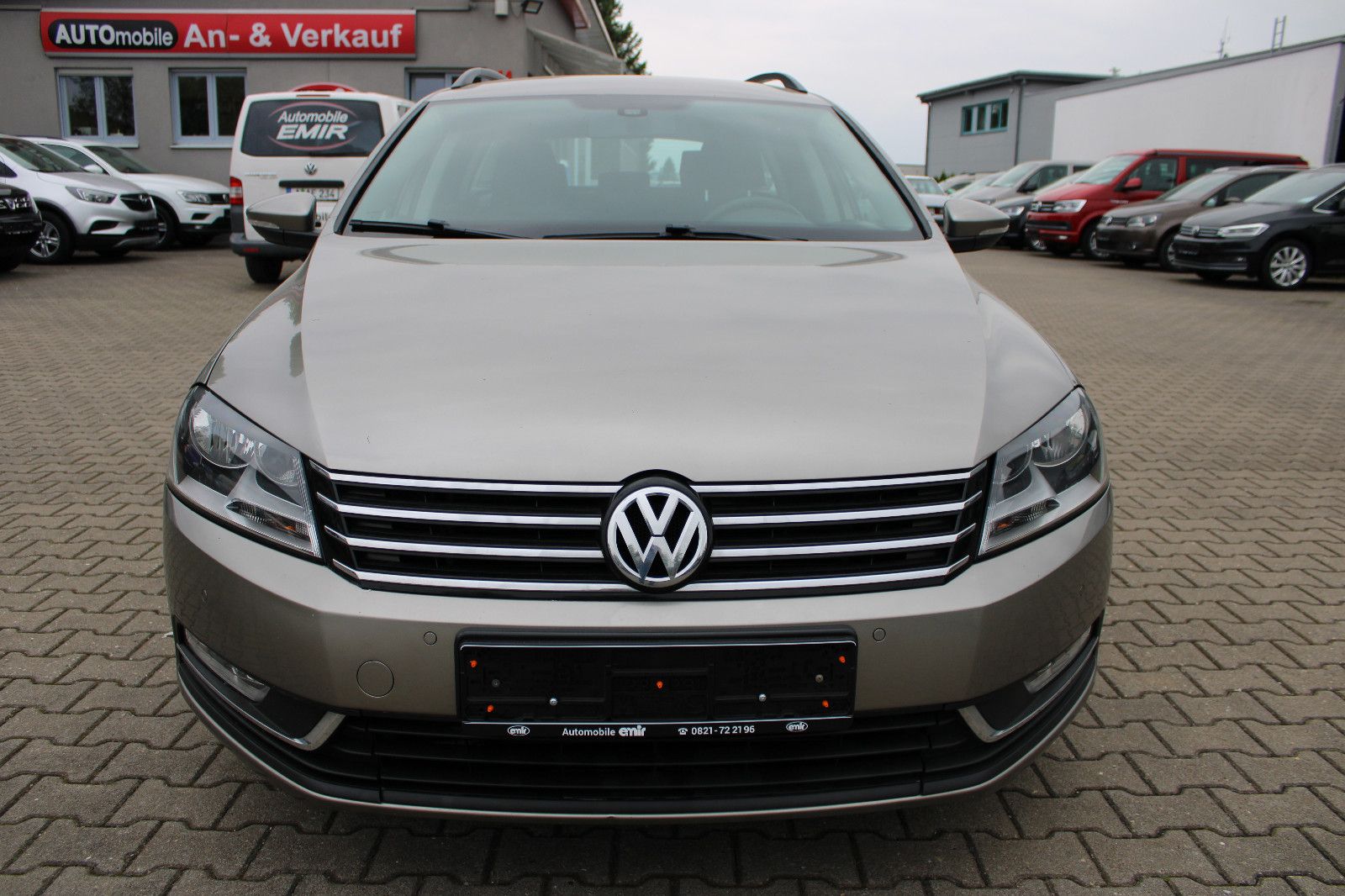 Fahrzeugabbildung Volkswagen Passat Variant 1.4 TSI Trendline PDC