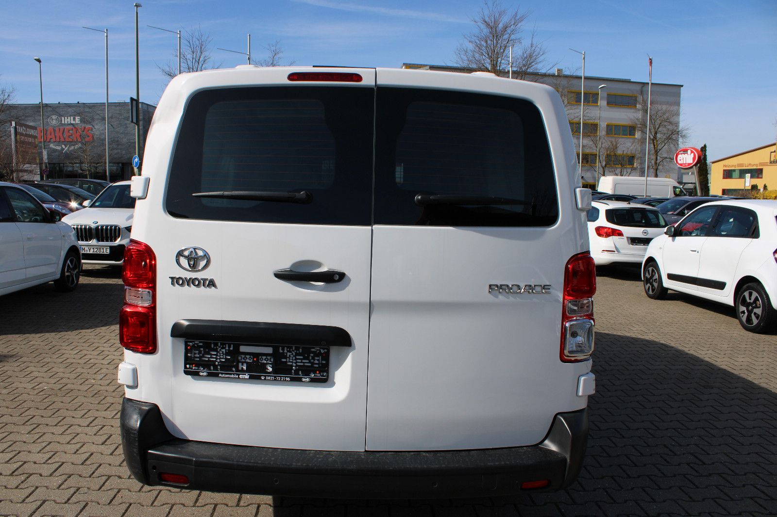 Fahrzeugabbildung Toyota Proace L2 Meister 2.0D PDC,Kamera,Klima,Apple