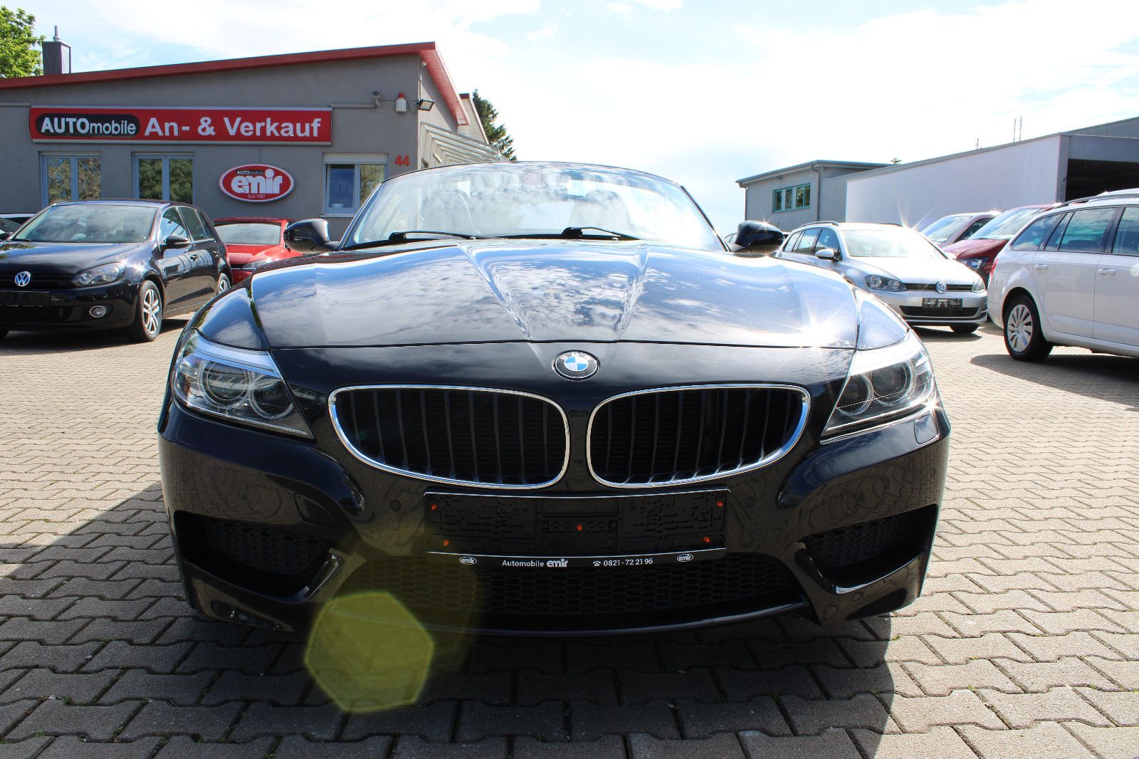 Fahrzeugabbildung BMW Z4 sDrive20i M-Paket Navi,PDC,Leder,Xenon,Keyles