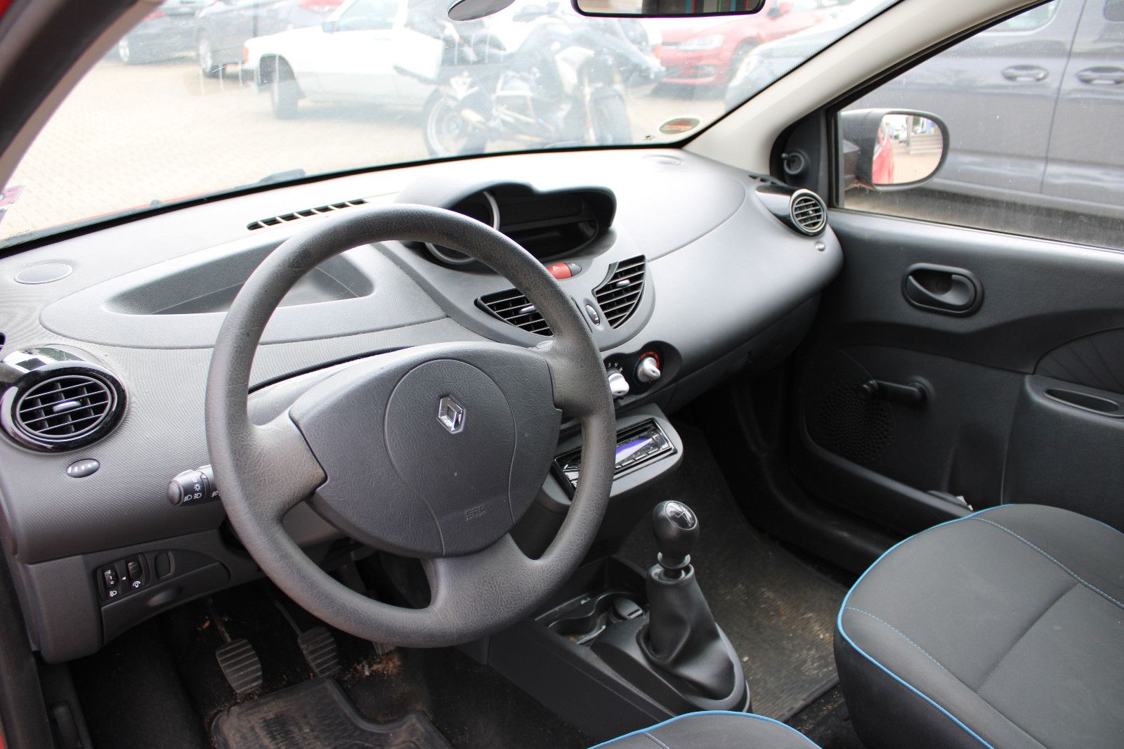 Fahrzeugabbildung Renault Twingo 1.2