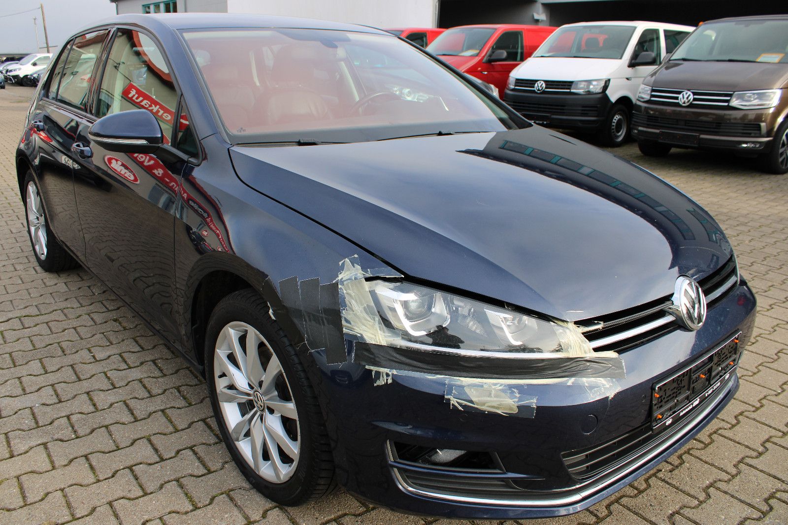 Fahrzeugabbildung Volkswagen Golf 1.4 TSI  PDC,Kamera,SHZ,Leder,Xenon