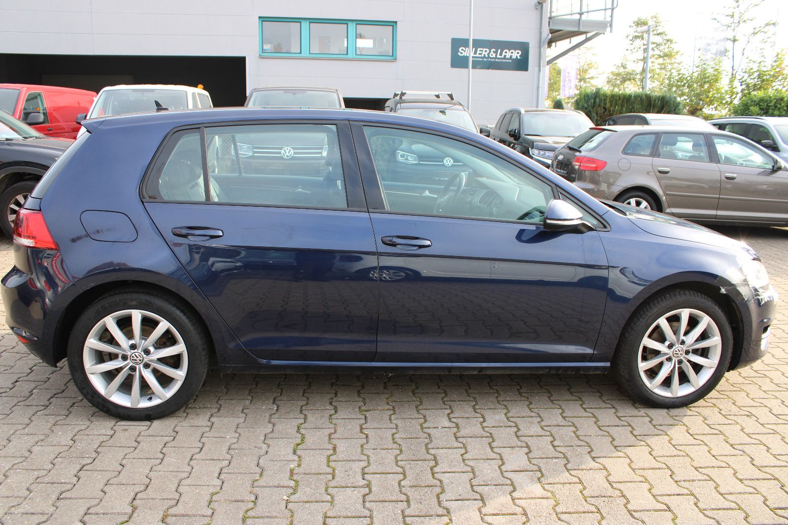 Fahrzeugabbildung Volkswagen Golf 1.4 TSI  PDC,Kamera,SHZ,Leder,Xenon