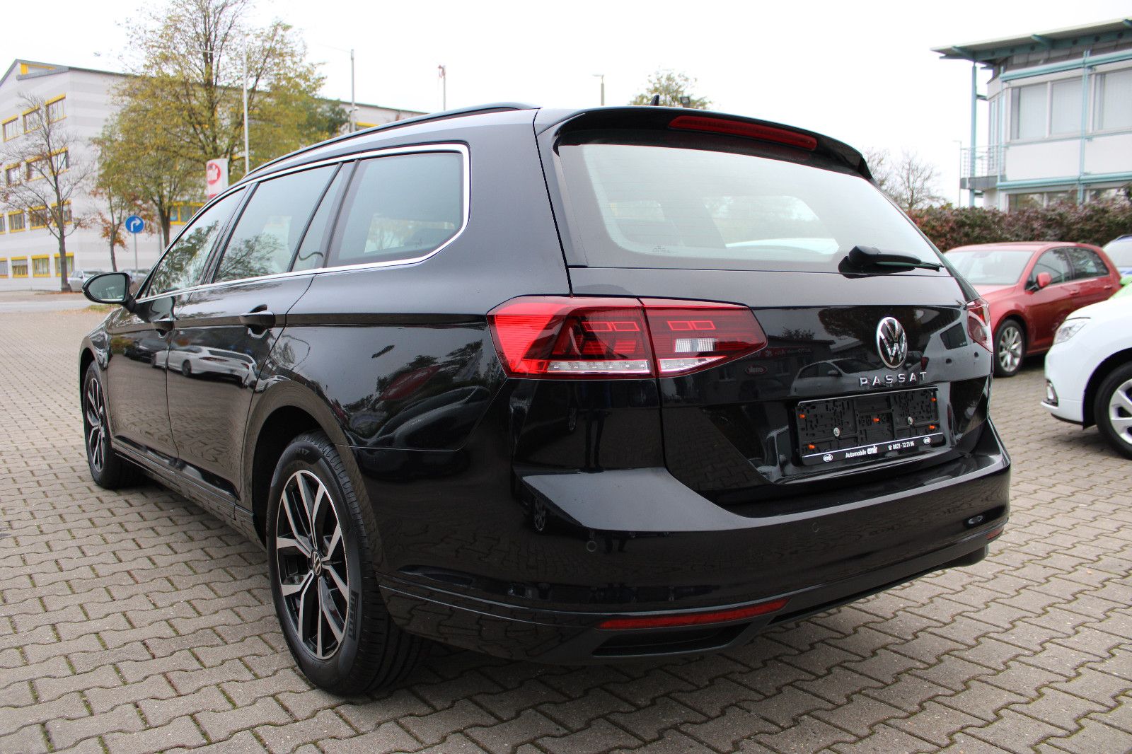 Fahrzeugabbildung Volkswagen Passat Variant 2.0 TDI SCR DSG