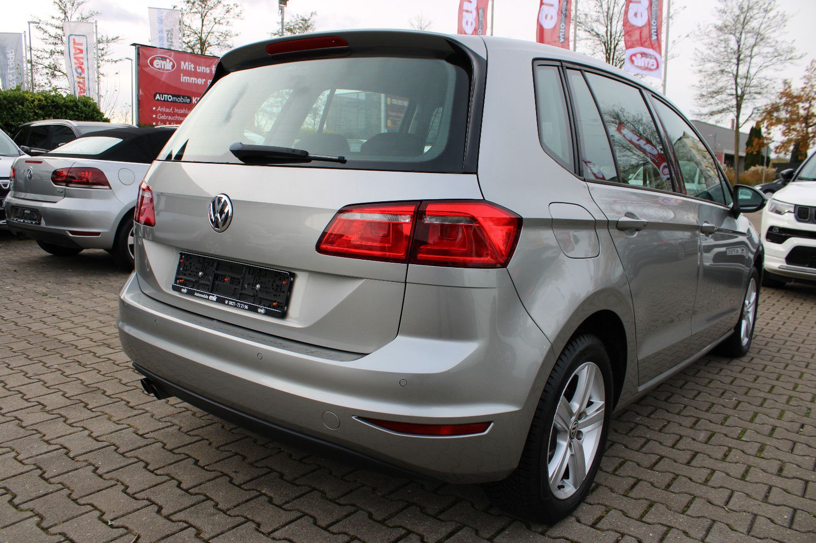 Fahrzeugabbildung Volkswagen Golf Sportsvan 1.4 TSI DSG PDC,Kamera,SHZ