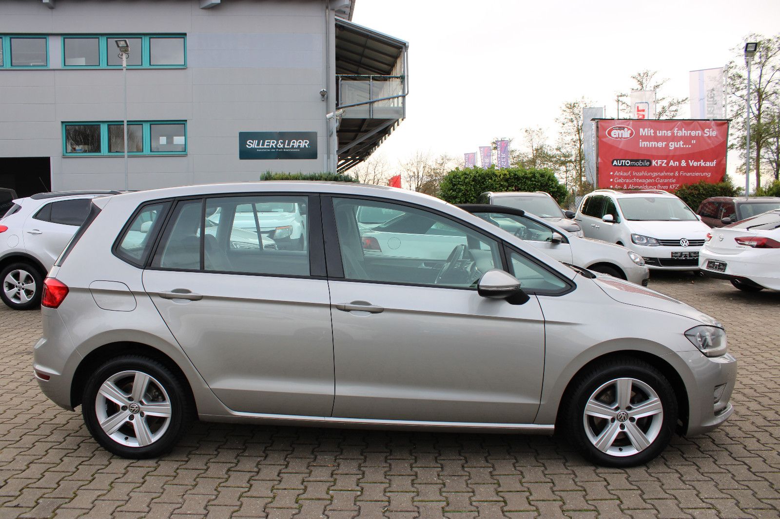 Fahrzeugabbildung Volkswagen Golf Sportsvan 1.4 TSI DSG PDC,Kamera,SHZ