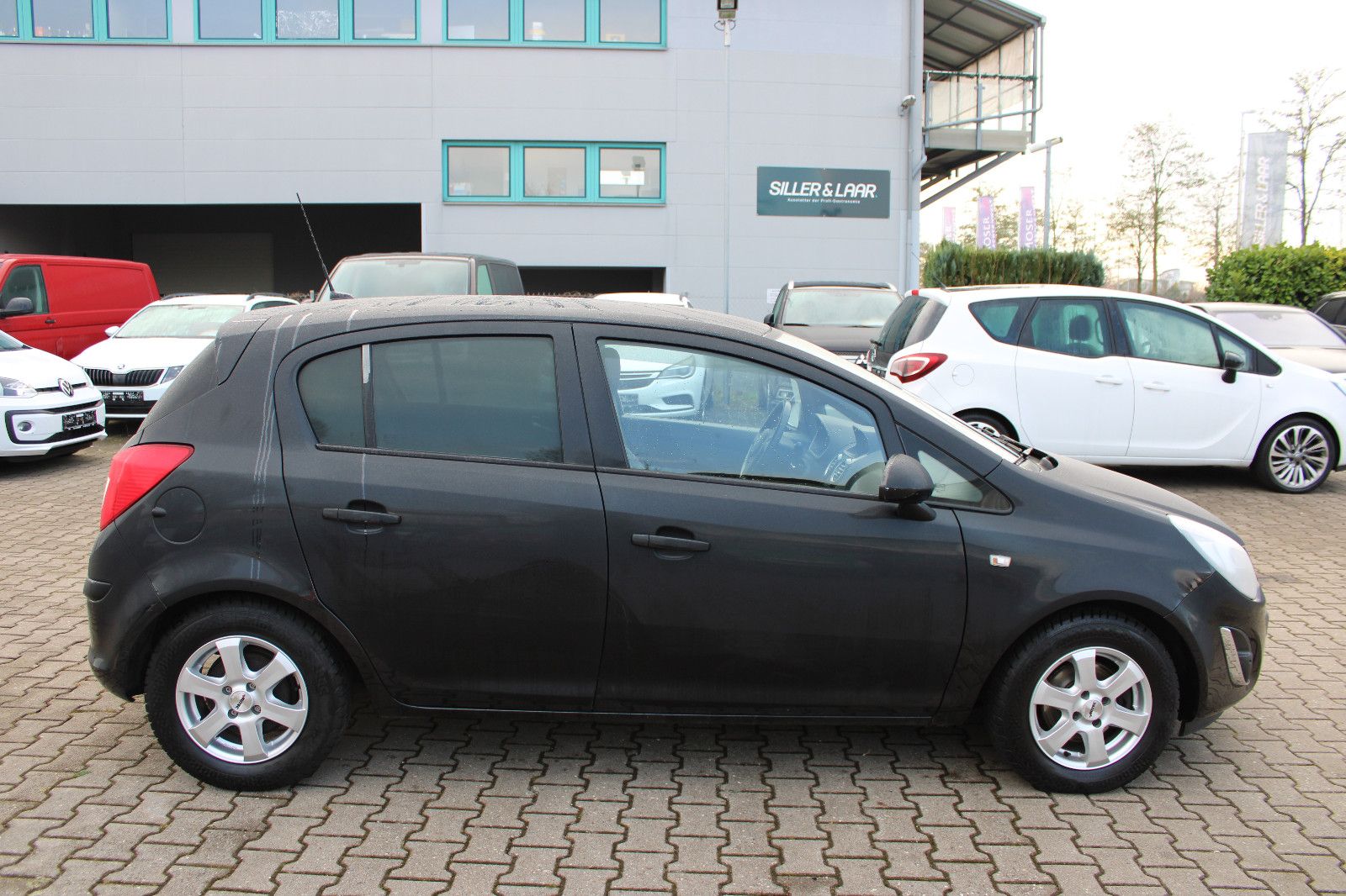 Fahrzeugabbildung Opel Corsa 1.3 CDTI Navi,PDC,SHZ,LHZ,Tempomat