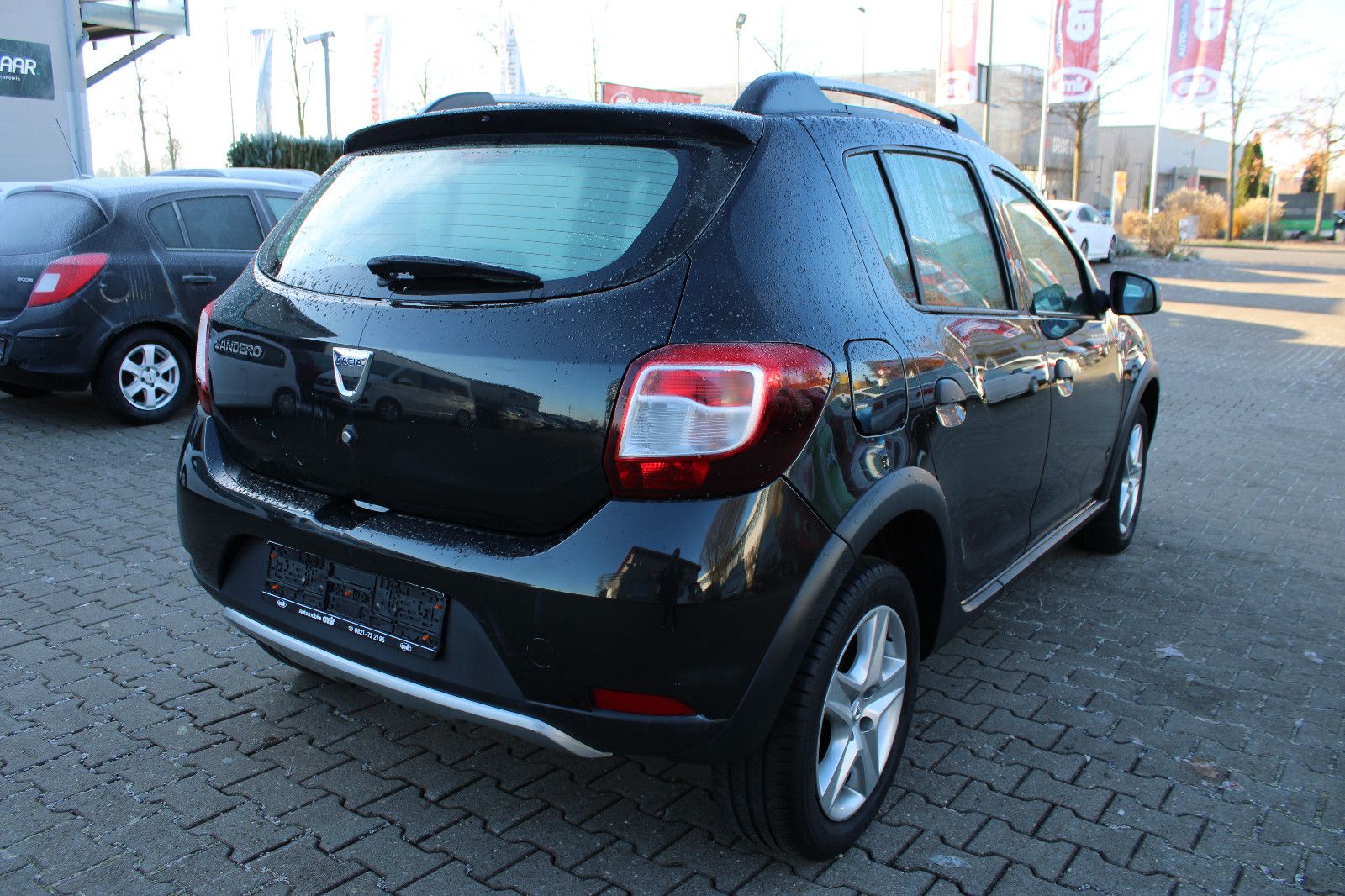 Fahrzeugabbildung Dacia Sandero TCe 90 Stepway Navi,Bluetooth