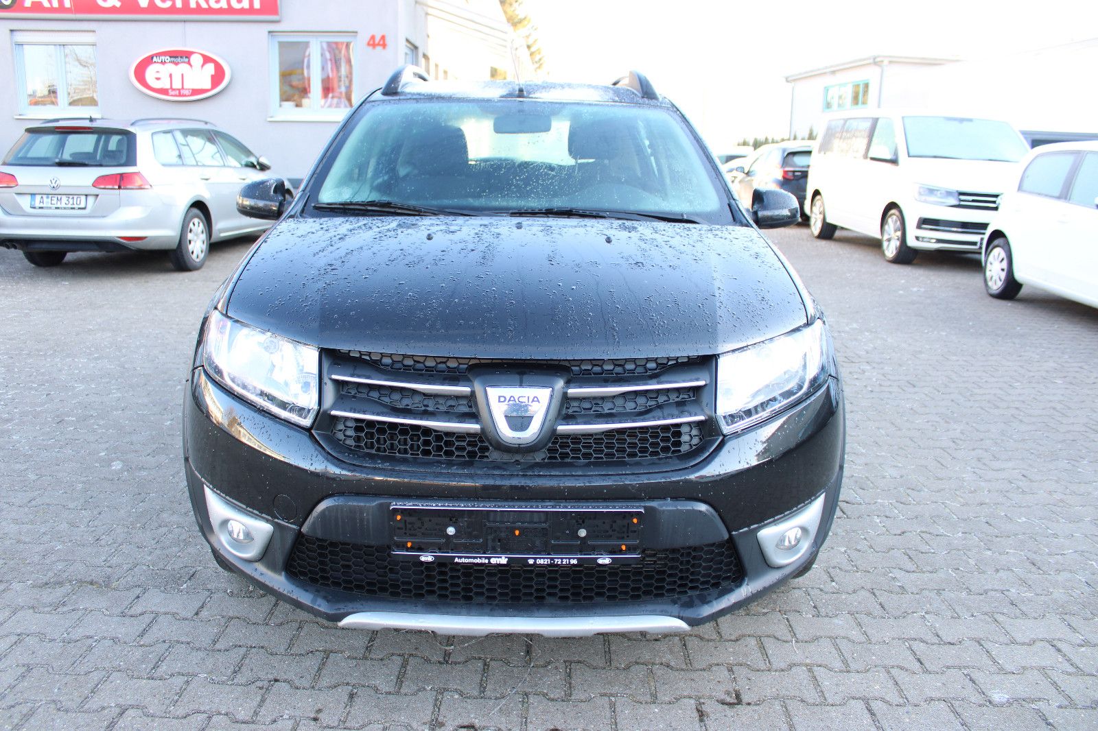 Fahrzeugabbildung Dacia Sandero TCe 90 Stepway Navi,Bluetooth