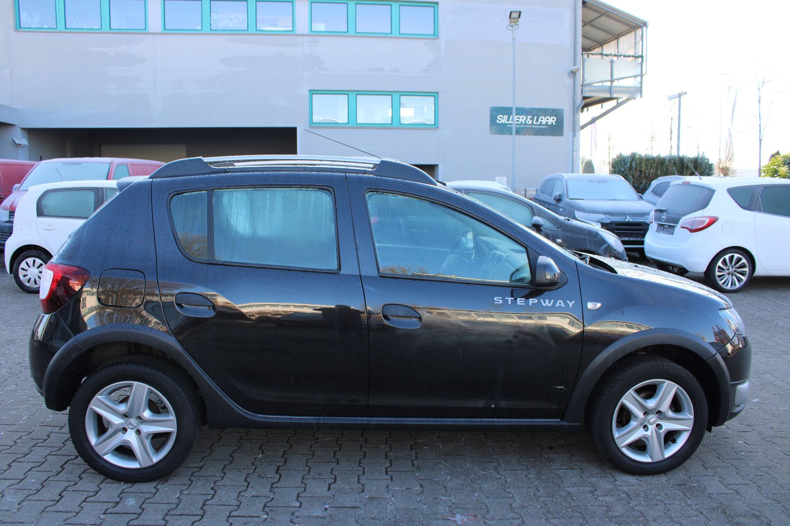 Fahrzeugabbildung Dacia Sandero TCe 90 Stepway Navi,Bluetooth