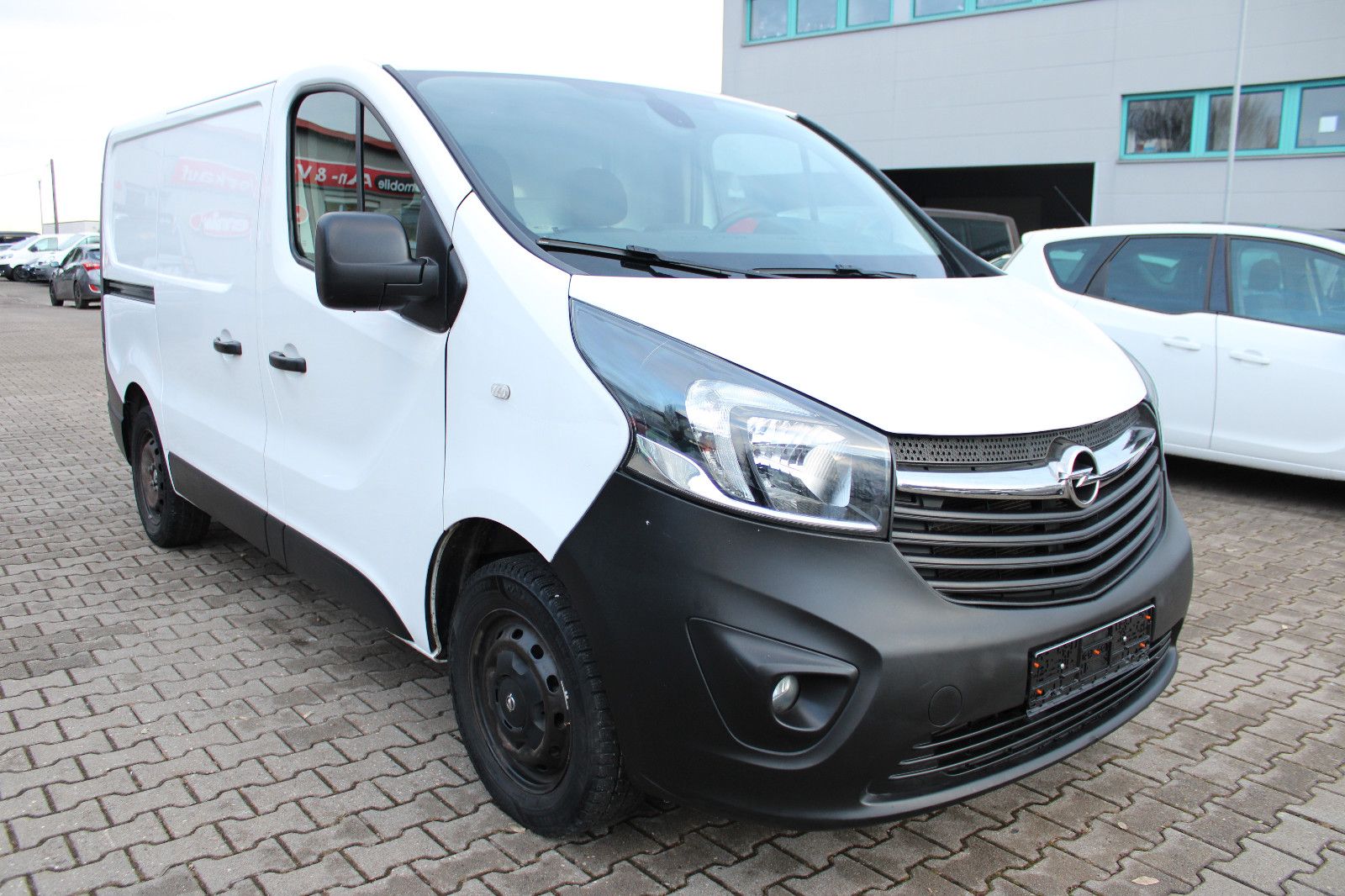 Fahrzeugabbildung Opel Vivaro Kasten 3.Sitzer AHK,Klima,PDC